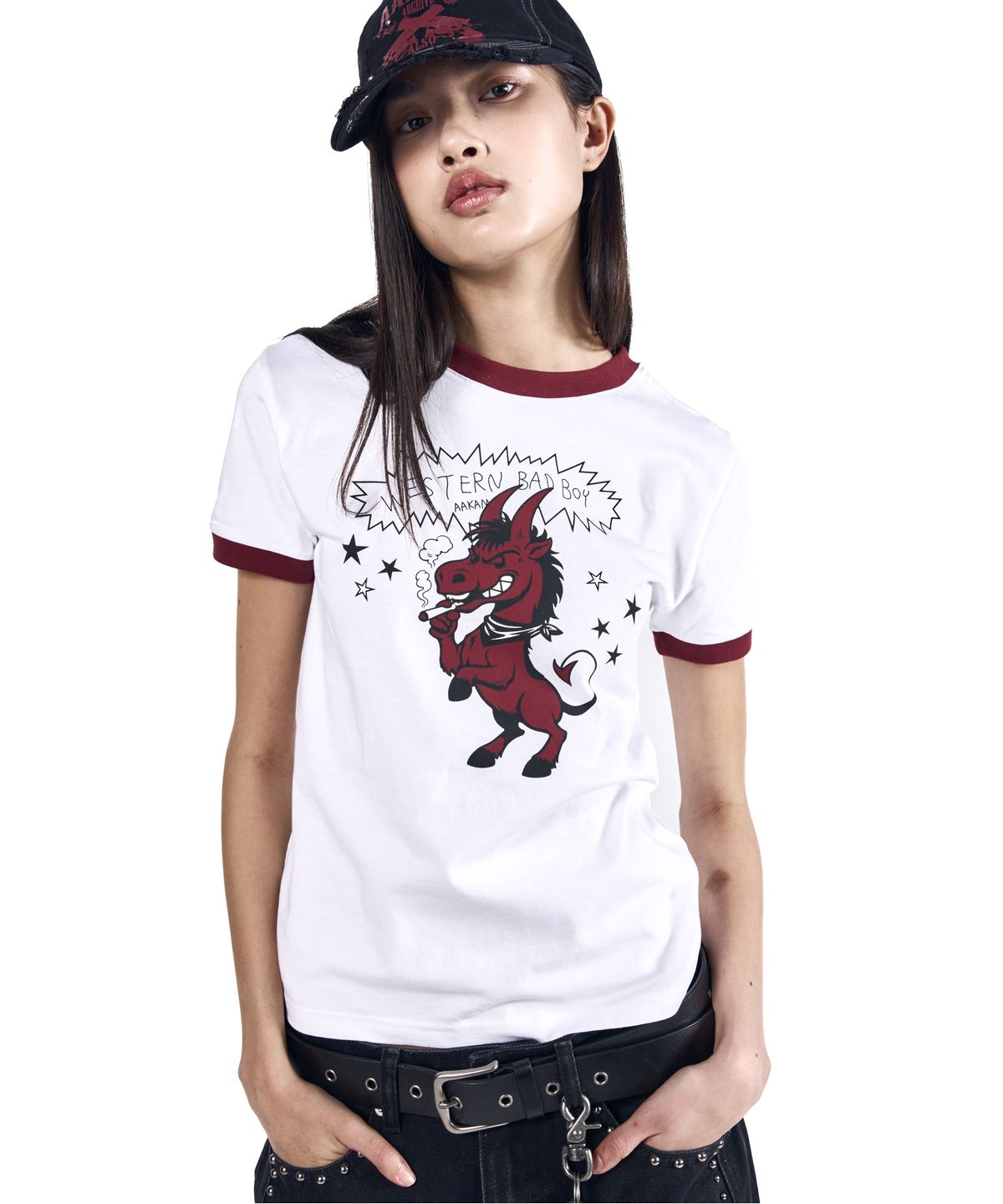 아캄(AAKAM) Bad Horse Ringer Top (White)