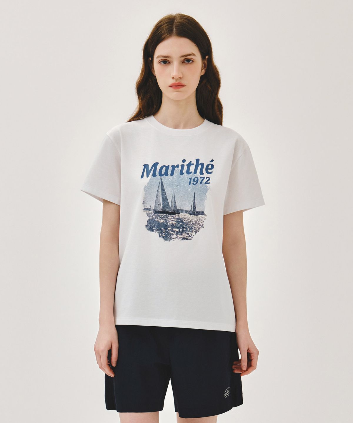 마리떼 프랑소와 저버(MARITHÉ + FRANҪOIS GIRBAUD) AEROCOOL VACANCE GRAPHIC TEE white