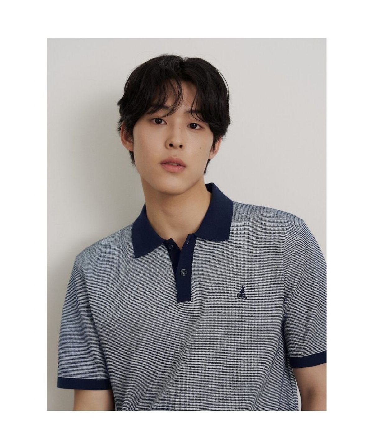 빈폴 멘(BEANPOLE MEN) 투톤 텍스쳐 칼라넥 니트  네이비