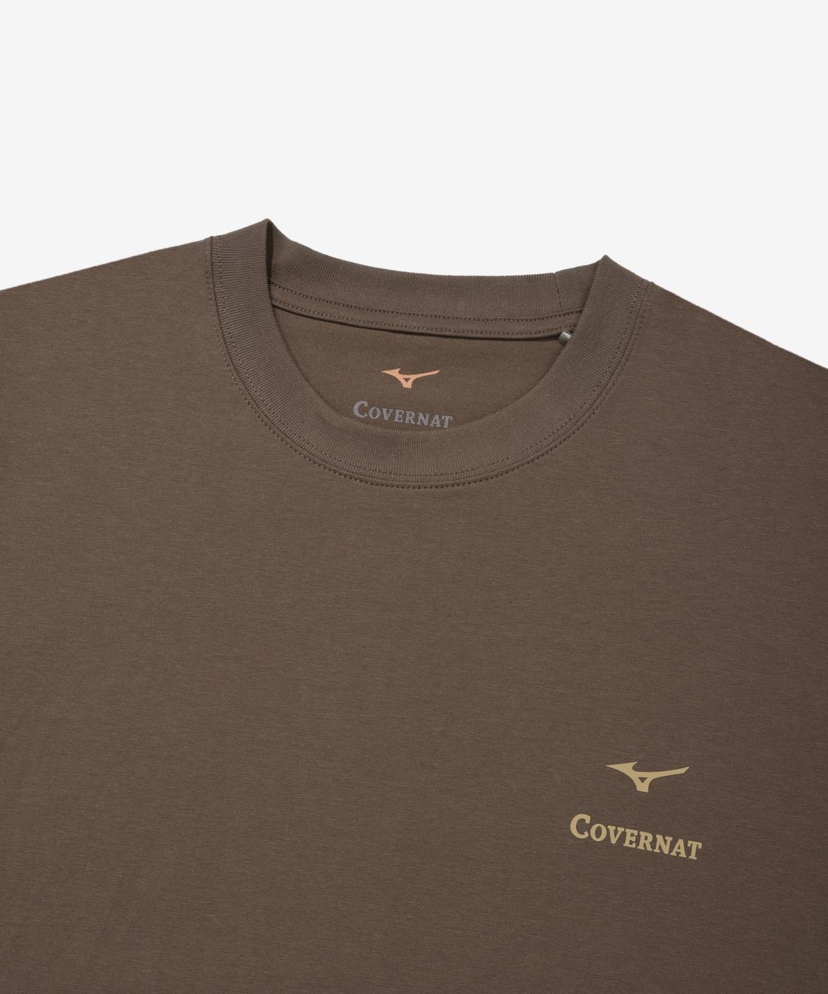 커버낫(COVERNAT) [커버낫 X 미즈노] 쿨 코튼 모티베이션 그래픽 티셔츠 브라운