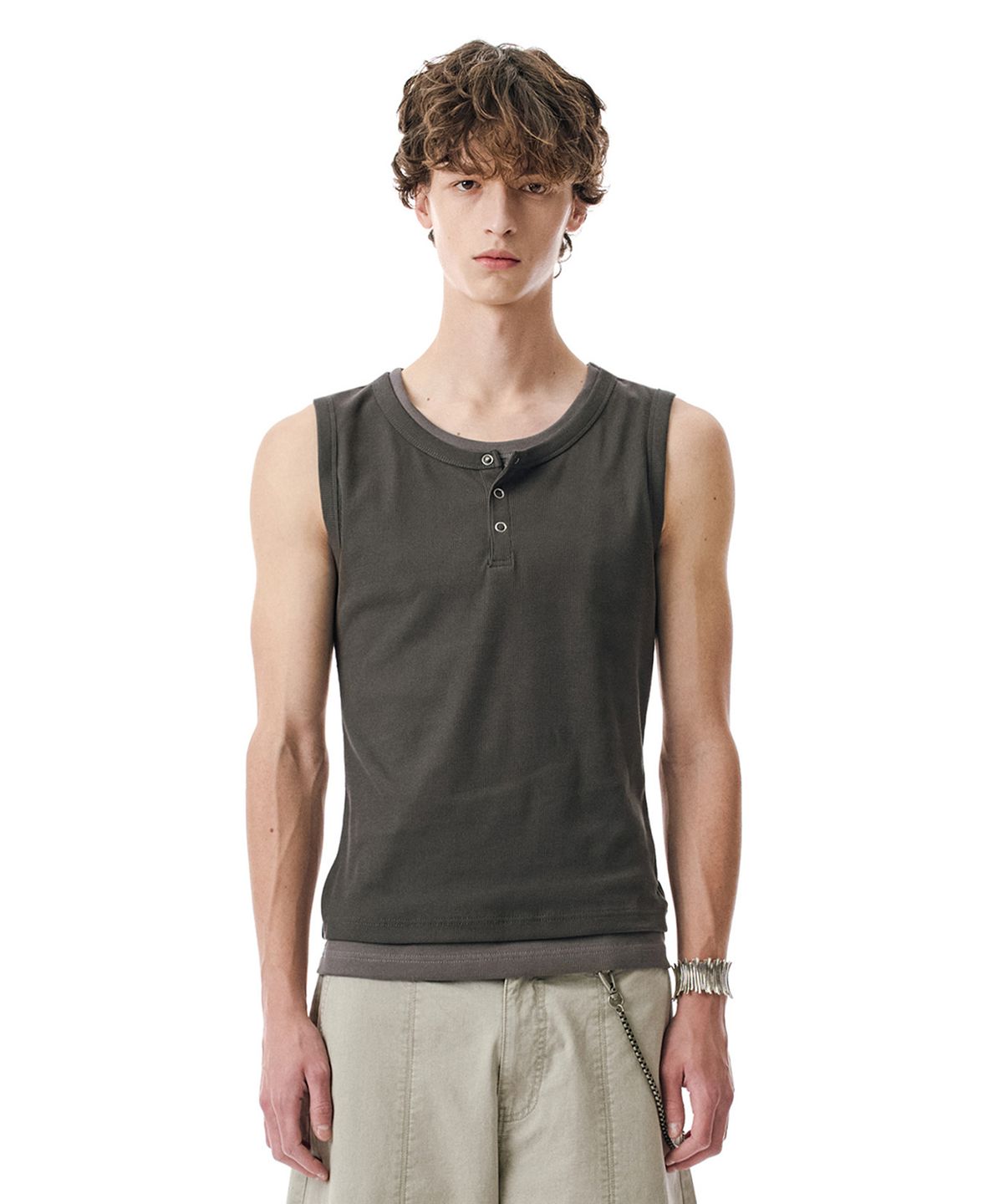 세컨모놀로그(SECONDMONO) Layered Henley Sleeveless [CHARCOAL]_SETS059CHARCOAL