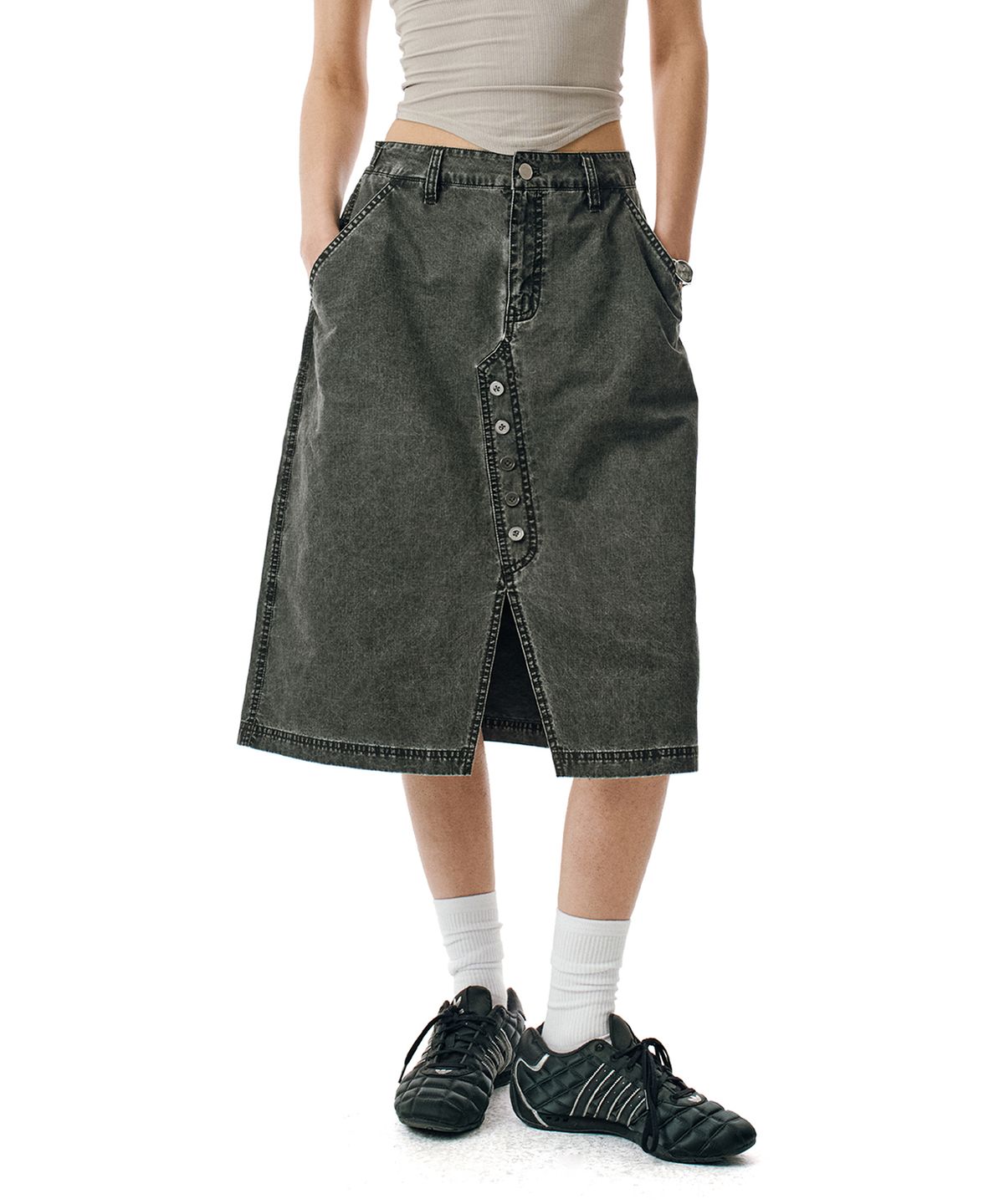 세컨모놀로그(SECONDMONO) Washed Button Detail Slit Midi Skirt [CHARCOAL]_SEWSK007CHARCOAL