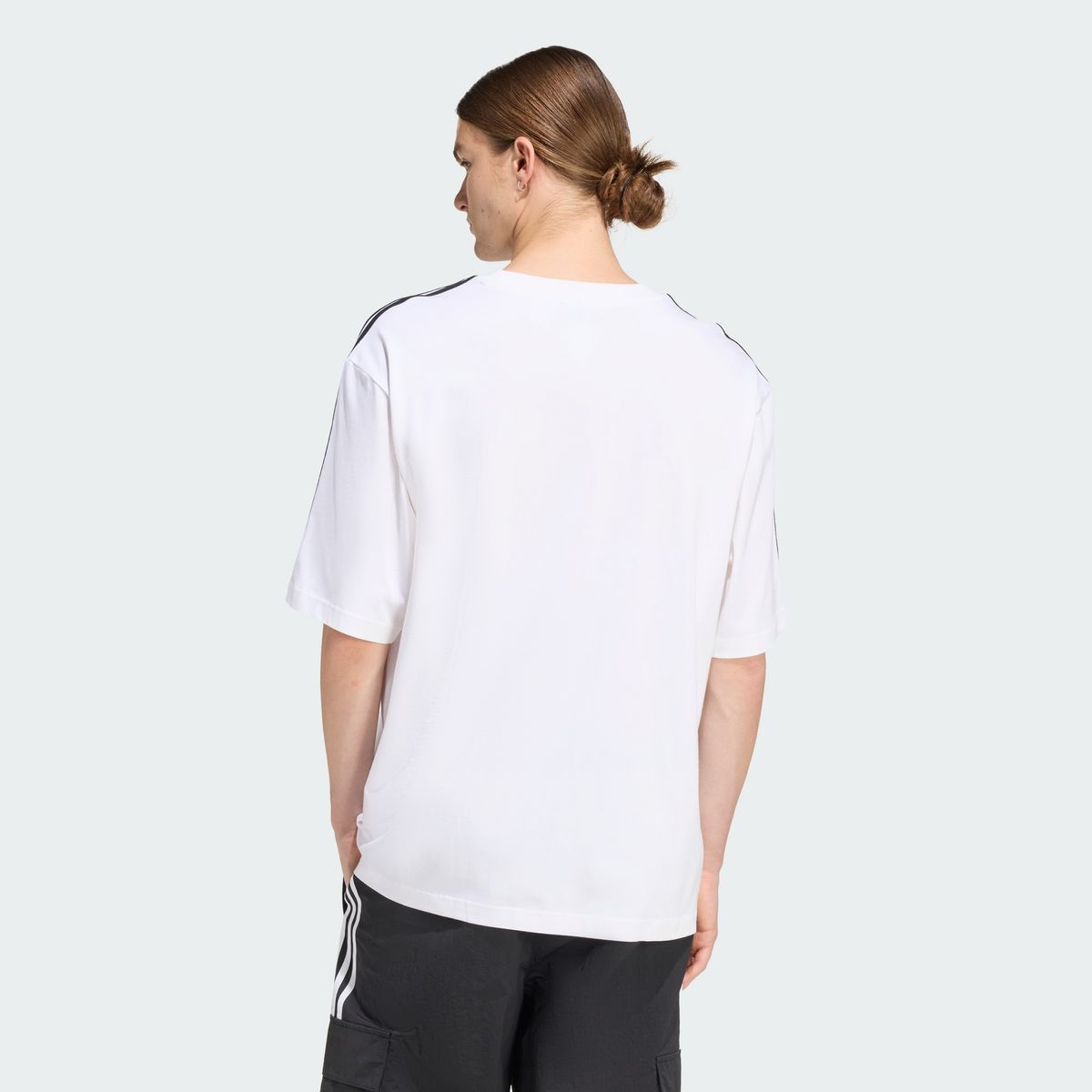 아디다스(ADIDAS) 아디컬러 3-스트라이프 오버사이즈 티 KD4096