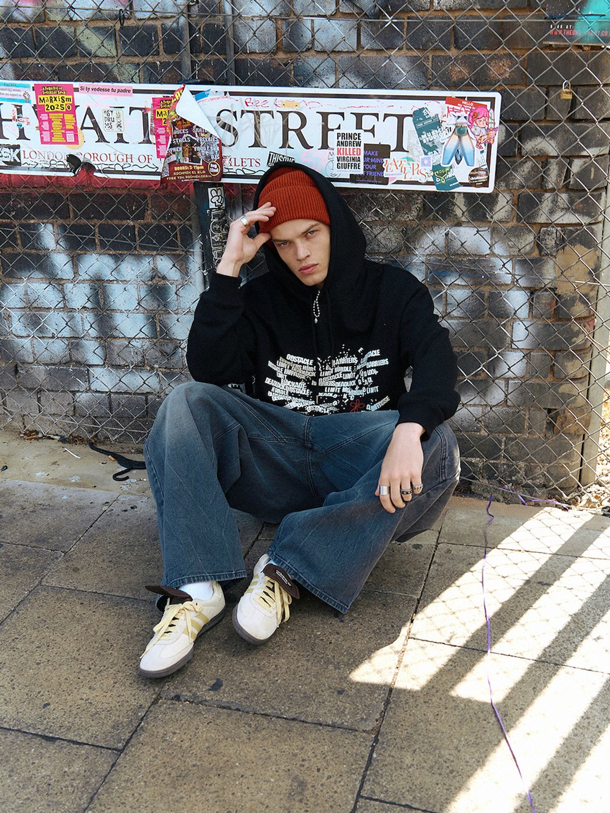 바운더리(BOUNDARY) GRAPHIC HOODIE BK_B253PSM004
