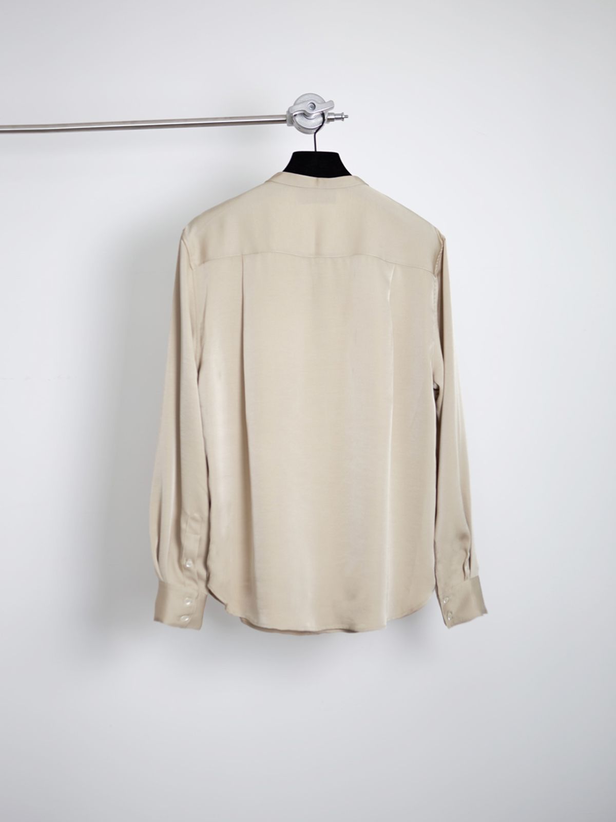 고저(GOZER) Espresso Band Collar Shirt_Beige