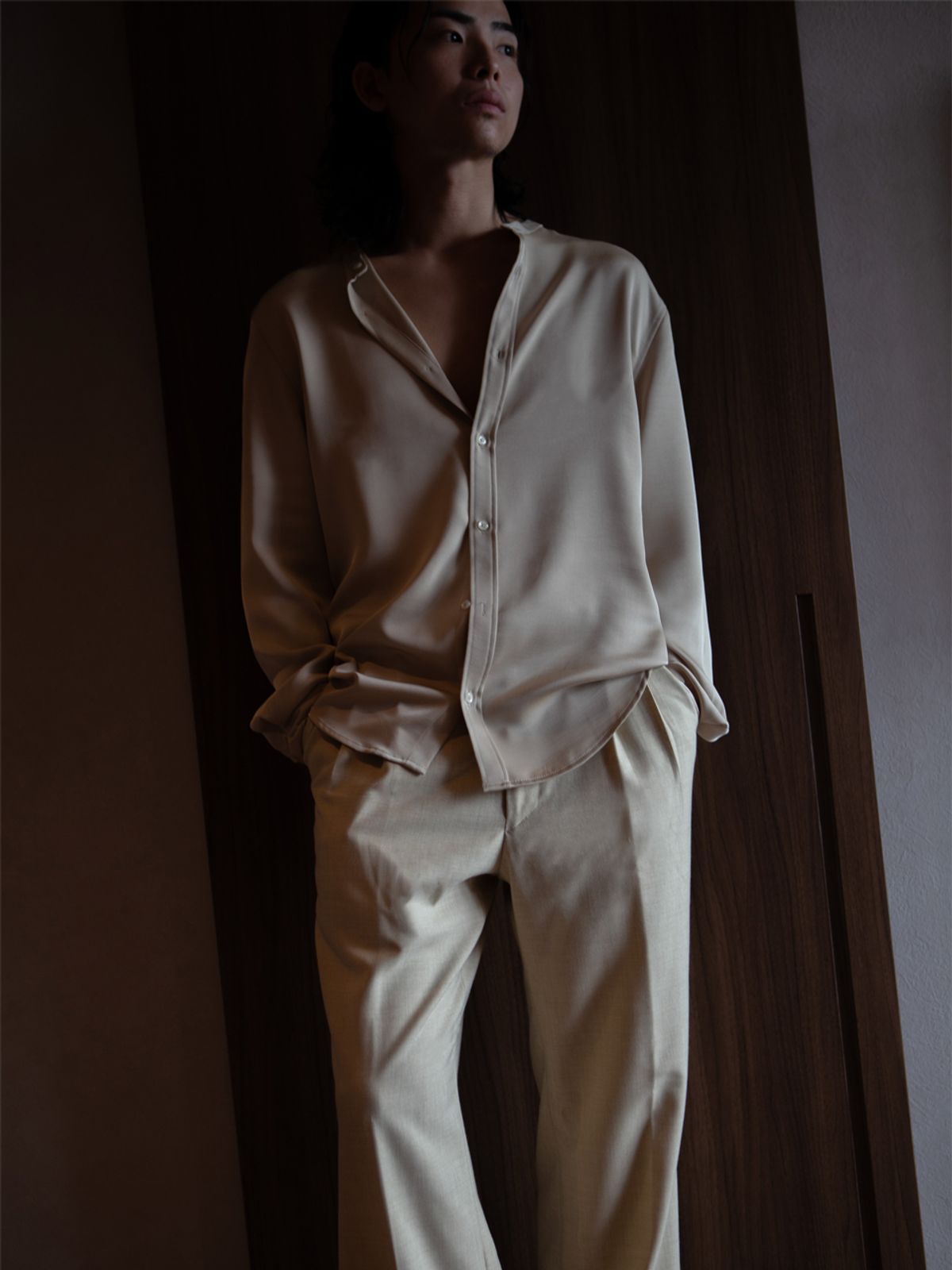 고저(GOZER) Espresso Band Collar Shirt_Beige