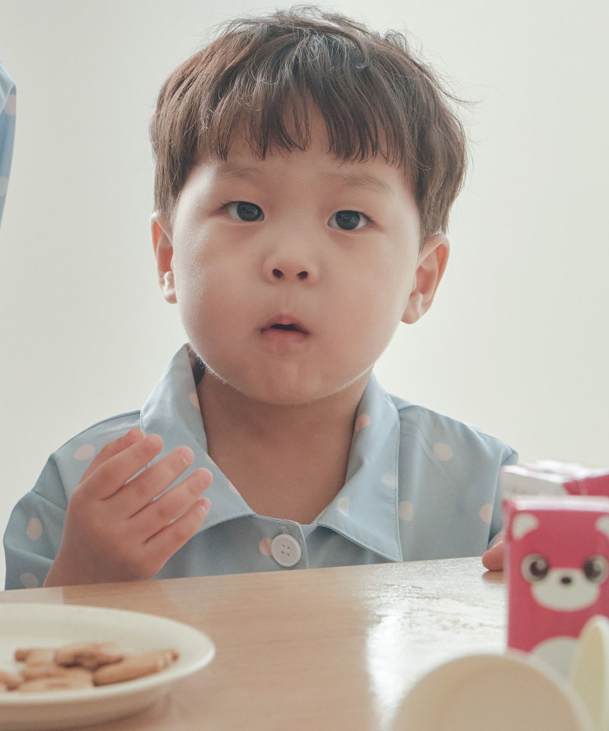 오프아워 키즈(OFFHOUR KIDS) [2SET] 버블리파피 피즈 키즈 반팔 잠옷 세트
