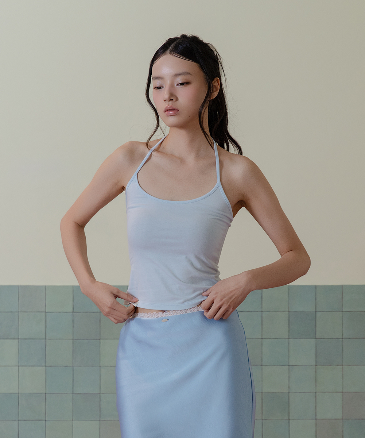 피프트 에일리어스(FIFTHALIAS) Essential halter top Icy blue
