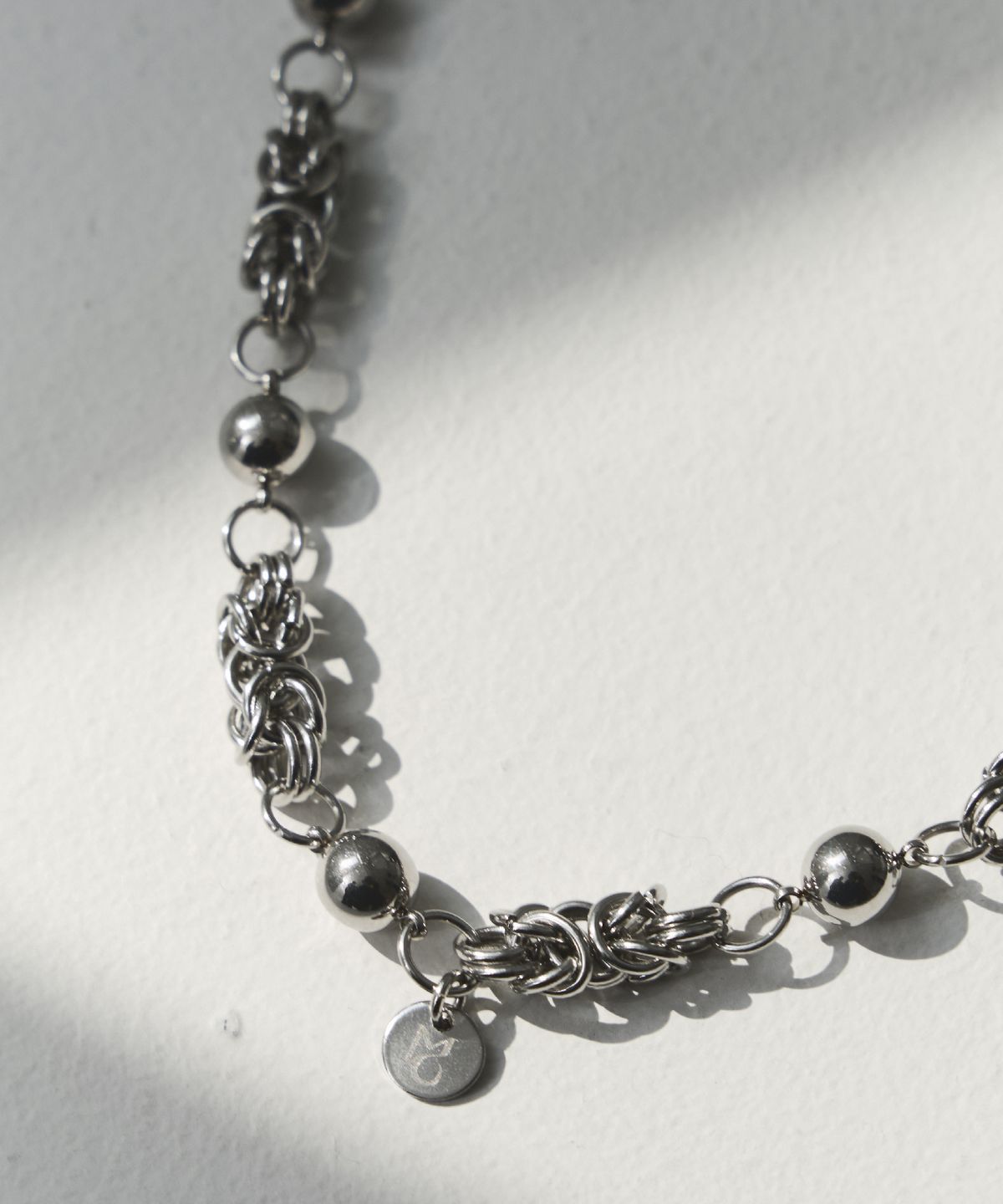 무아르모아(MOIREMOA) Orbital Magnetic Necklace
