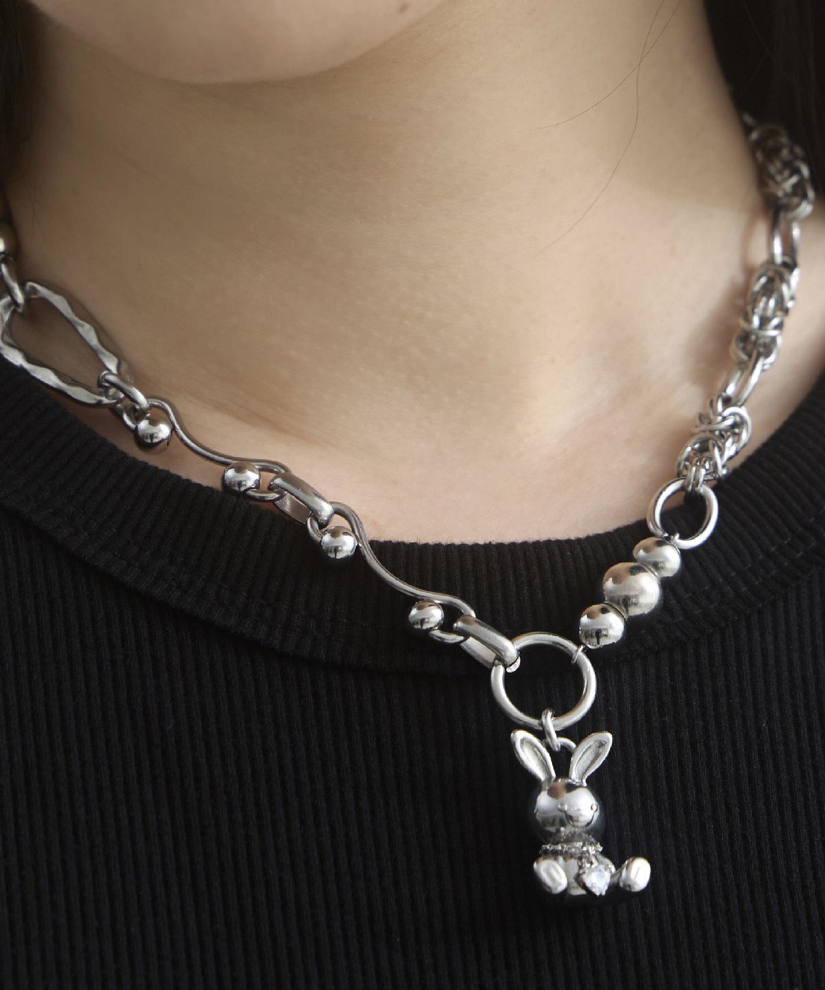 무아르모아(MOIREMOA) Lepus Layer Chain necklace