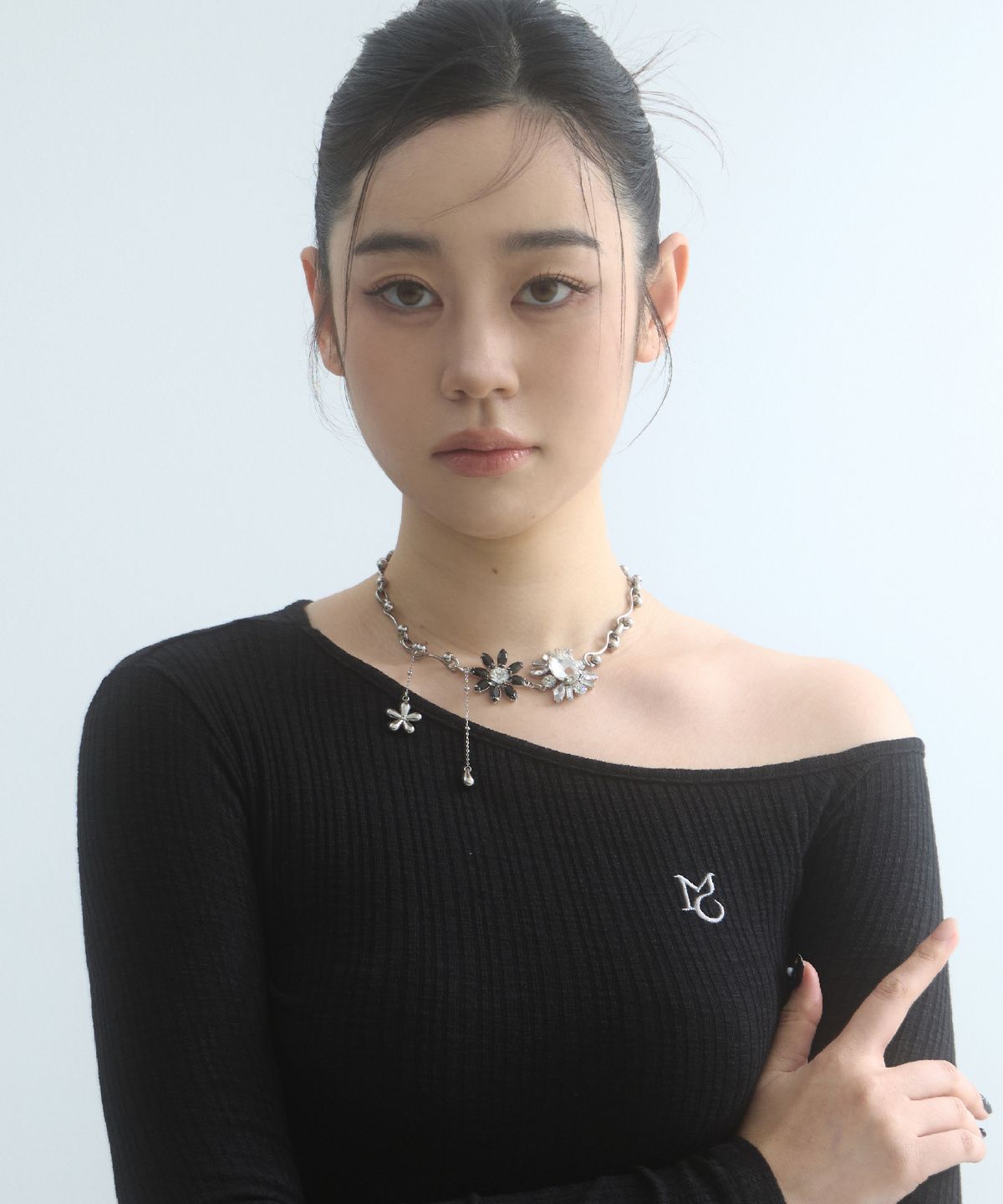 무아르모아(MOIREMOA) Flora Chain Necklace