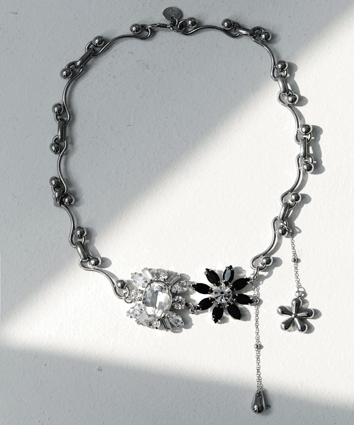 무아르모아(MOIREMOA) Flora Chain Necklace