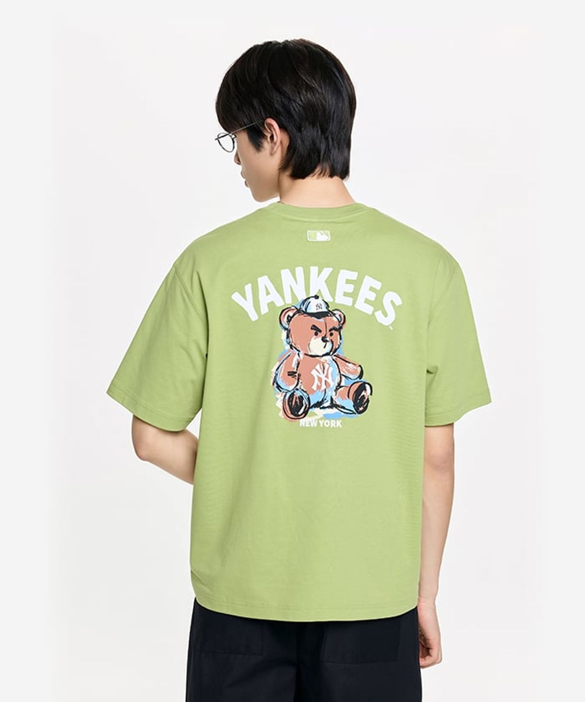 엠엘비(MLB) 메가베어 등판그래픽 오버핏 반팔 티셔츠 NY (Olive)