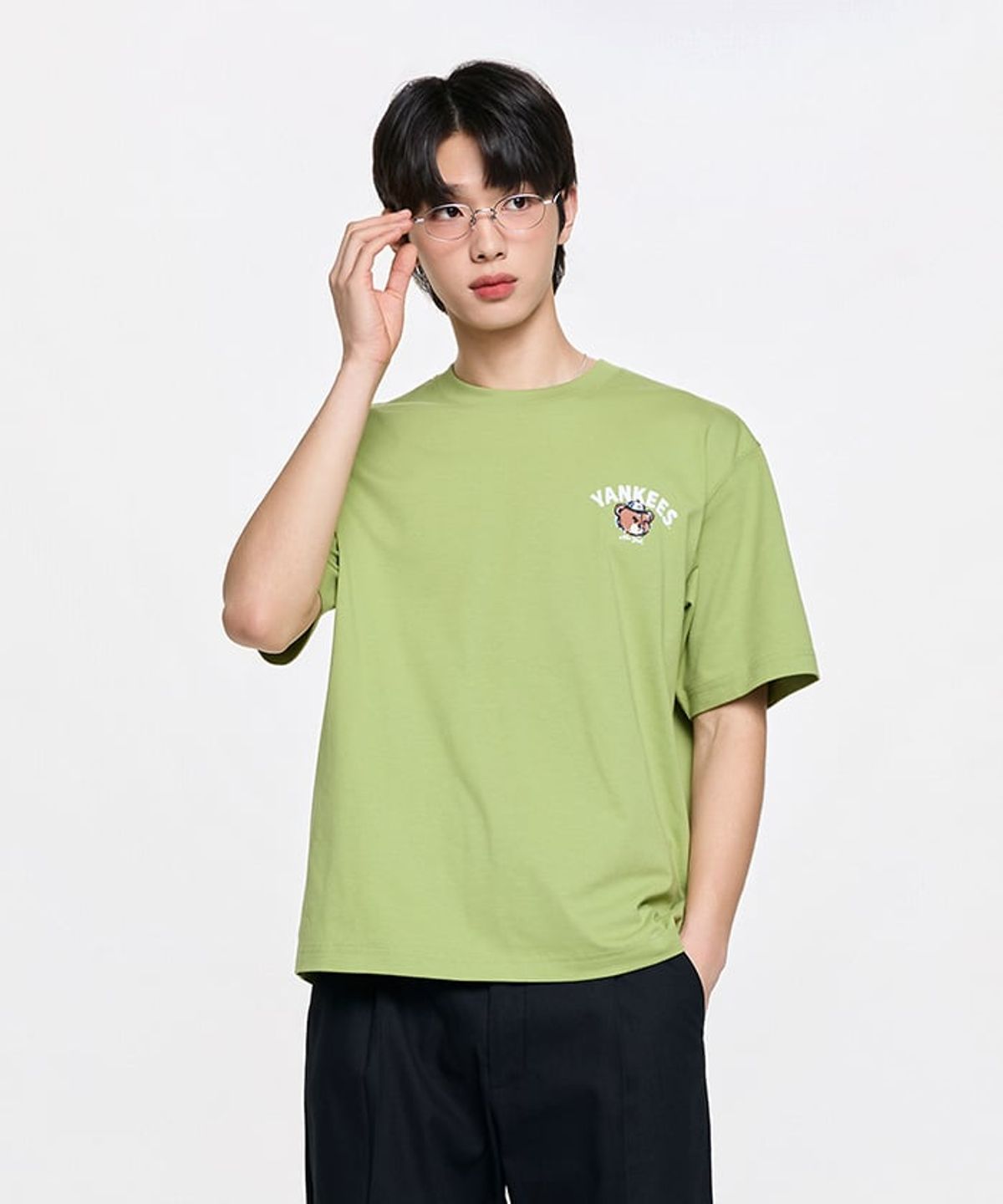 엠엘비(MLB) 메가베어 등판그래픽 오버핏 반팔 티셔츠 NY (Olive)