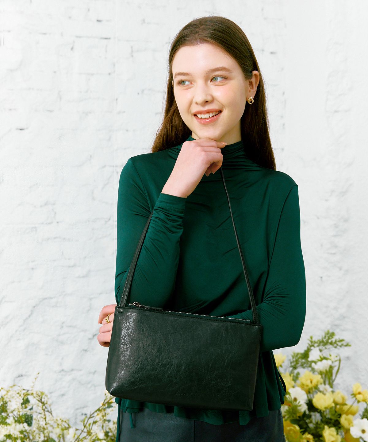 끌라베(CLAVE) 아이비 그린 숄더백 (IVY Green Shoulder Bag)