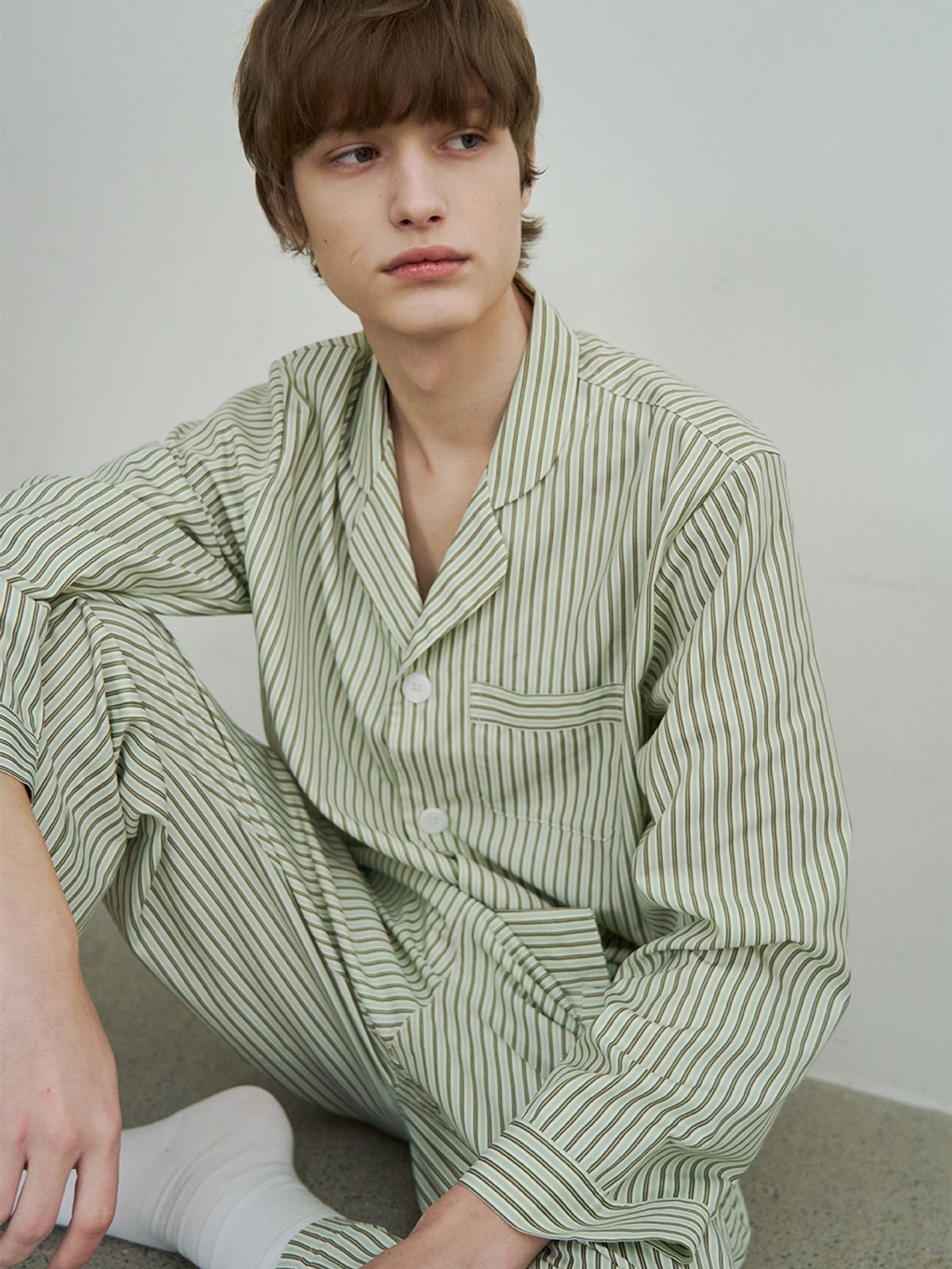 칠아웃플리즈(CHILLOUTPLEASE) (맨) 레이트 디너 그린 파자마 세트