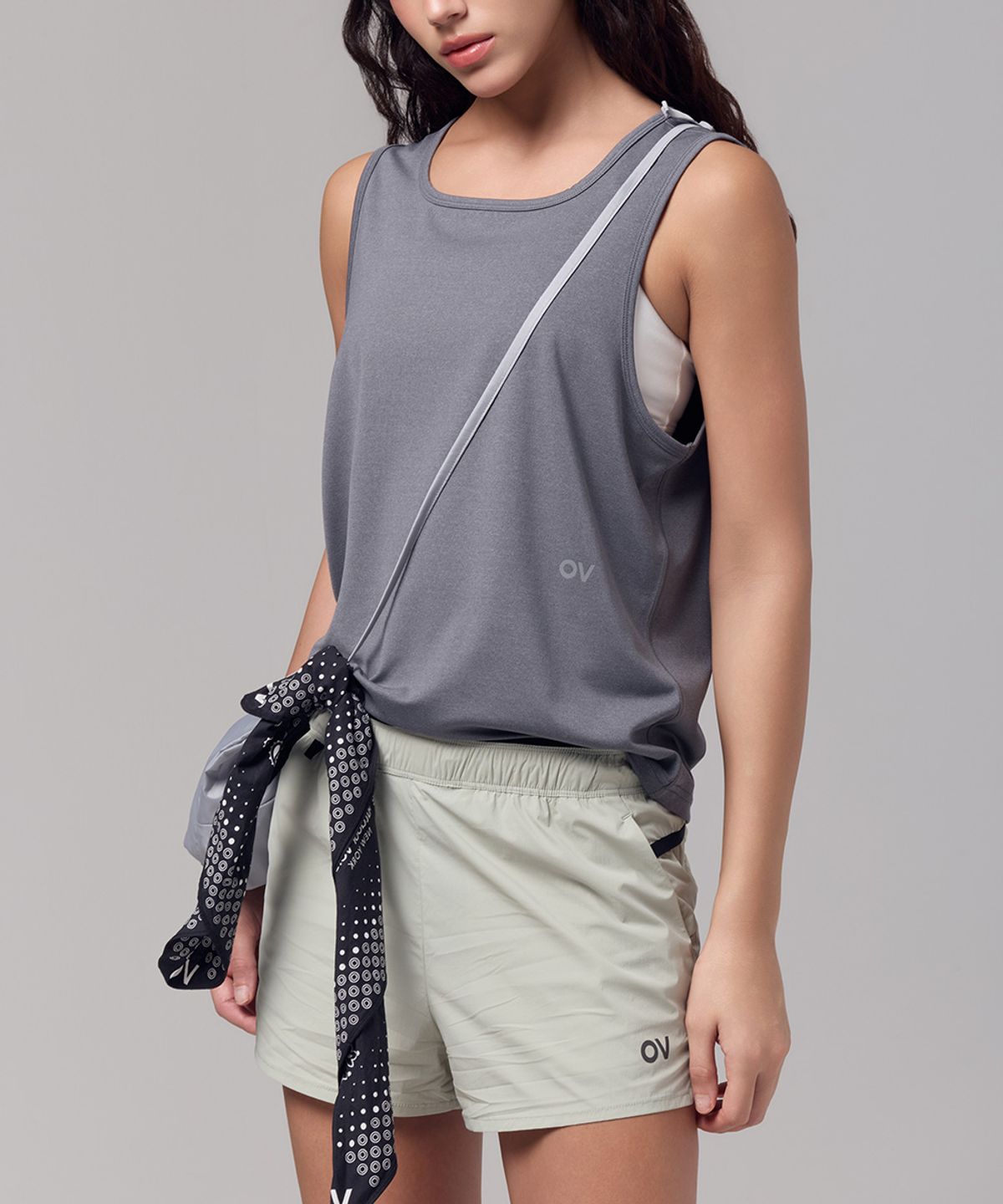 아웃도어 보이스(OUTDOOR VOICES) OV LIGHTWEIGHT SACOCHE BAG (LIGHT GRAY)