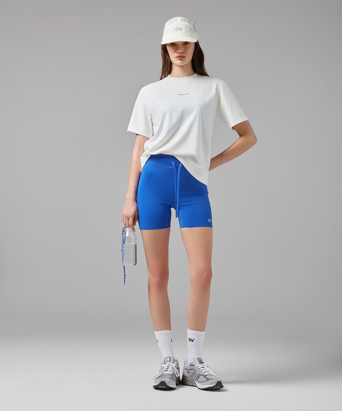 아웃도어 보이스(OUTDOOR VOICES) Technol-OV™ OV STRETCH LOGO TEE (WHITE)