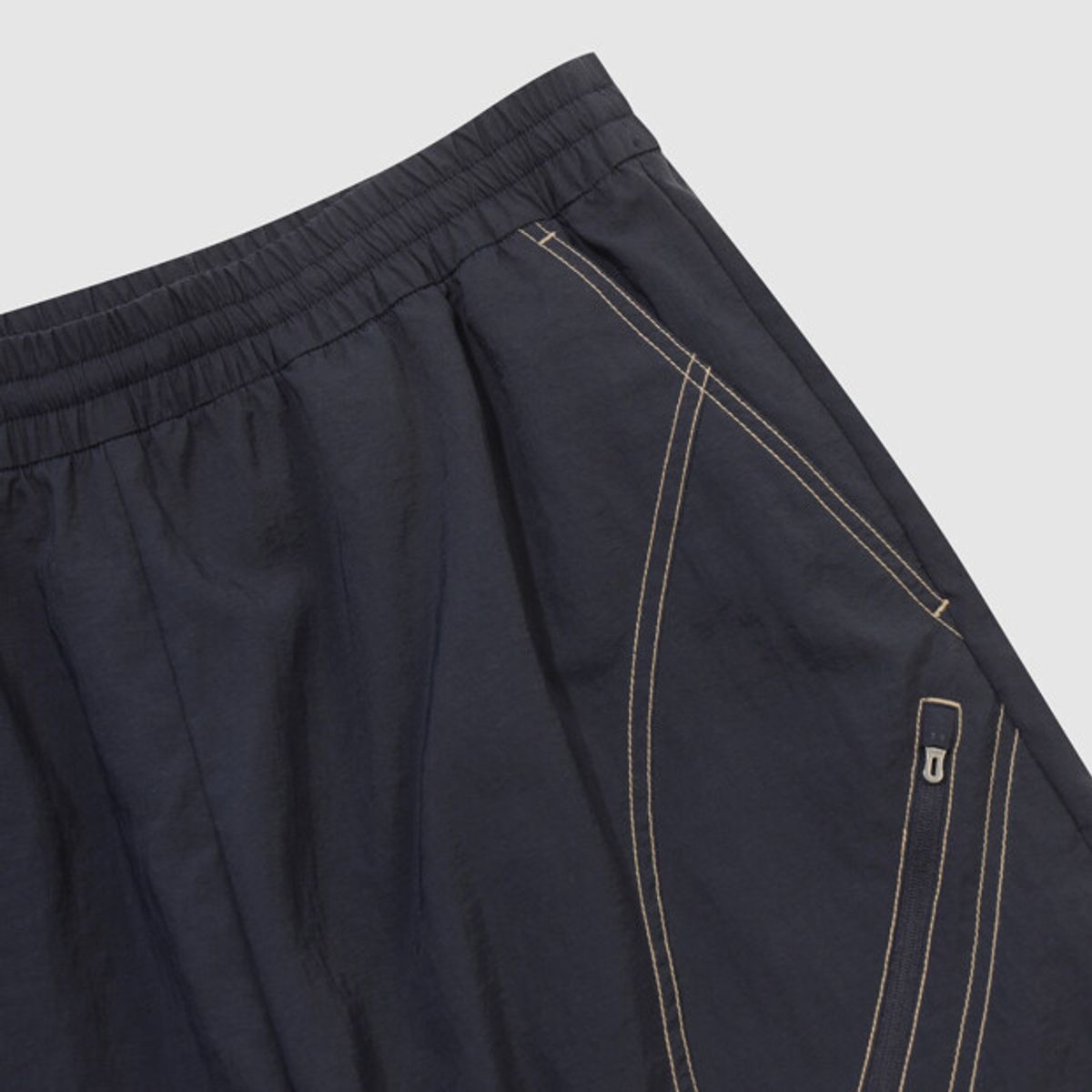 엄브로(UMBRO) 크리스피 타슬란 5.5부 버뮤다 팬츠 네이비 UR221CHP58