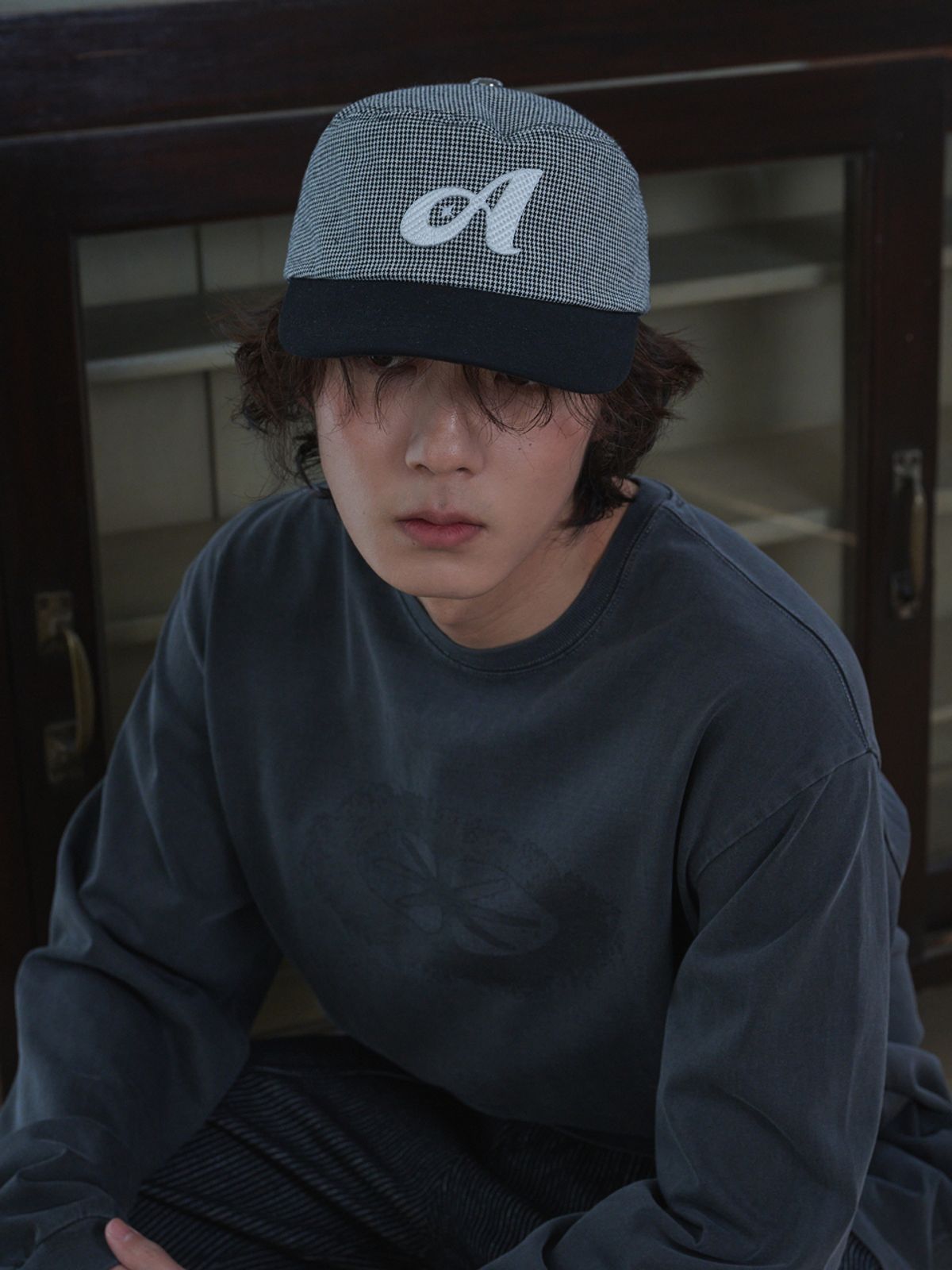 올인컴플리트(ALLINCOMPLETE) 투톤 하운드투스 필박스 캡 (블랙)