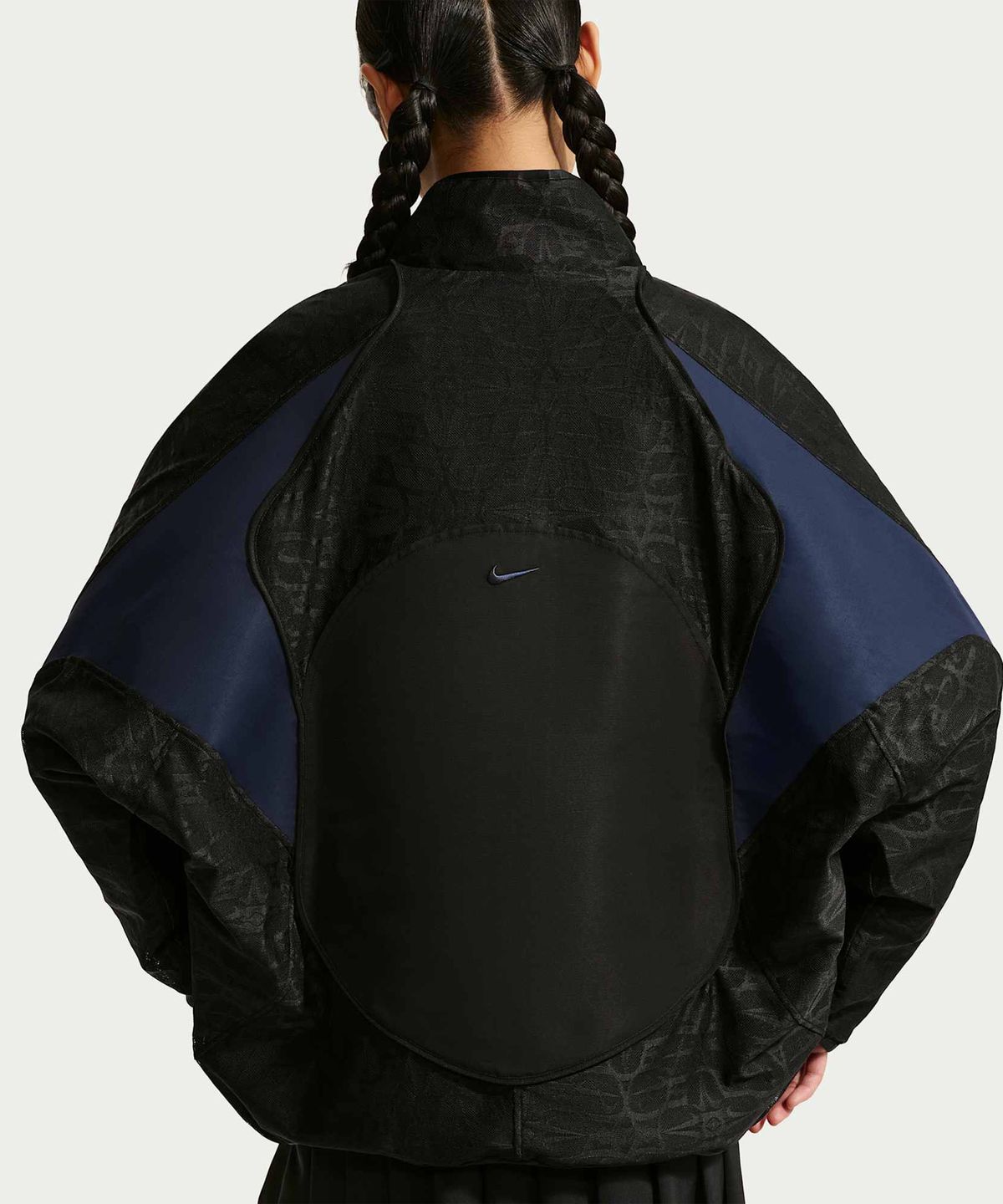나이키(NIKE) 스포츠웨어 오버사이즈 레이스 트랙 재킷 W - 블랙:미드나이트 네이비:화이트:미드나이트 네이비 / IF0523-011