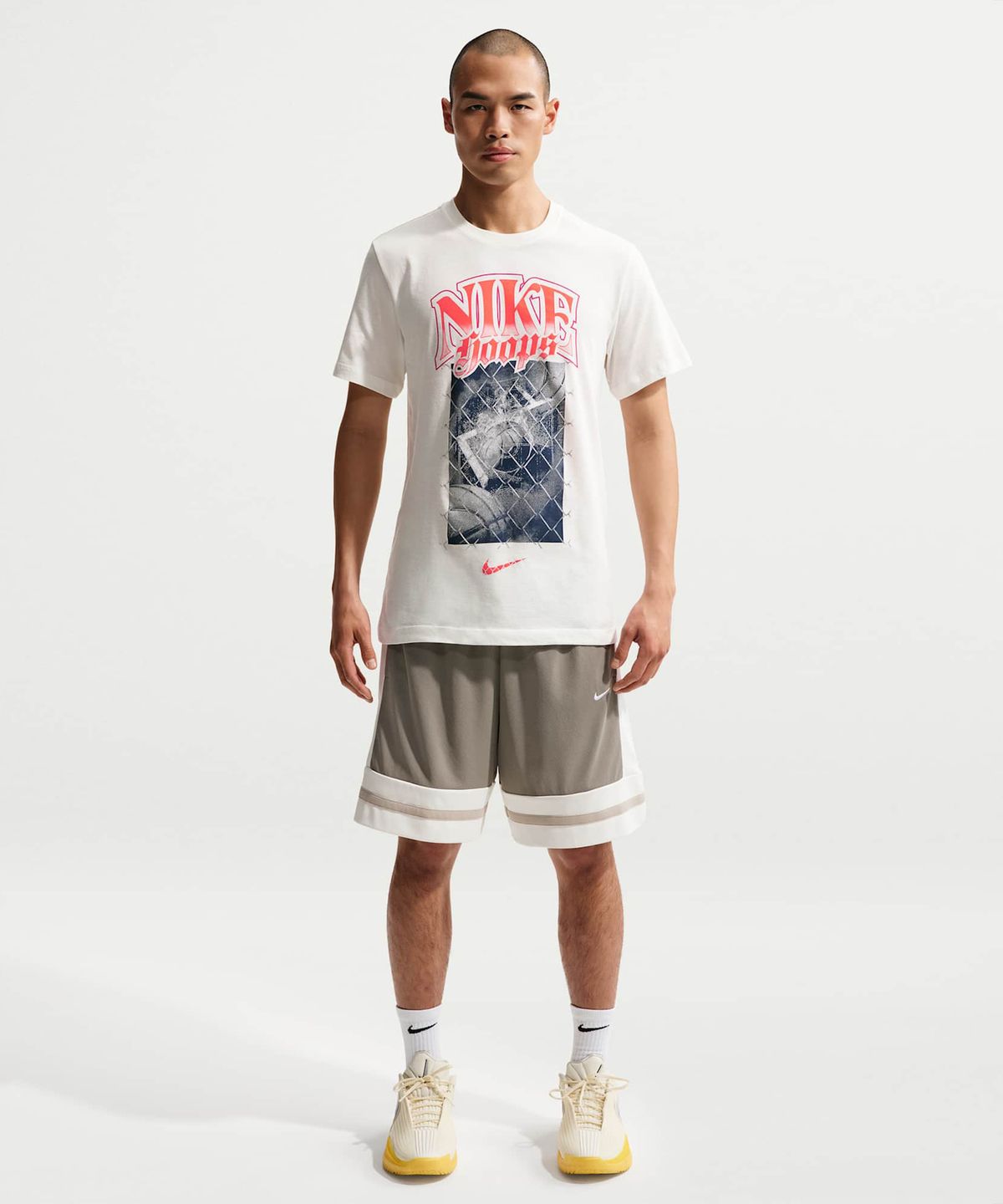 나이키(NIKE) 클럽 농구 티셔츠 M - 세일 / II0665-133