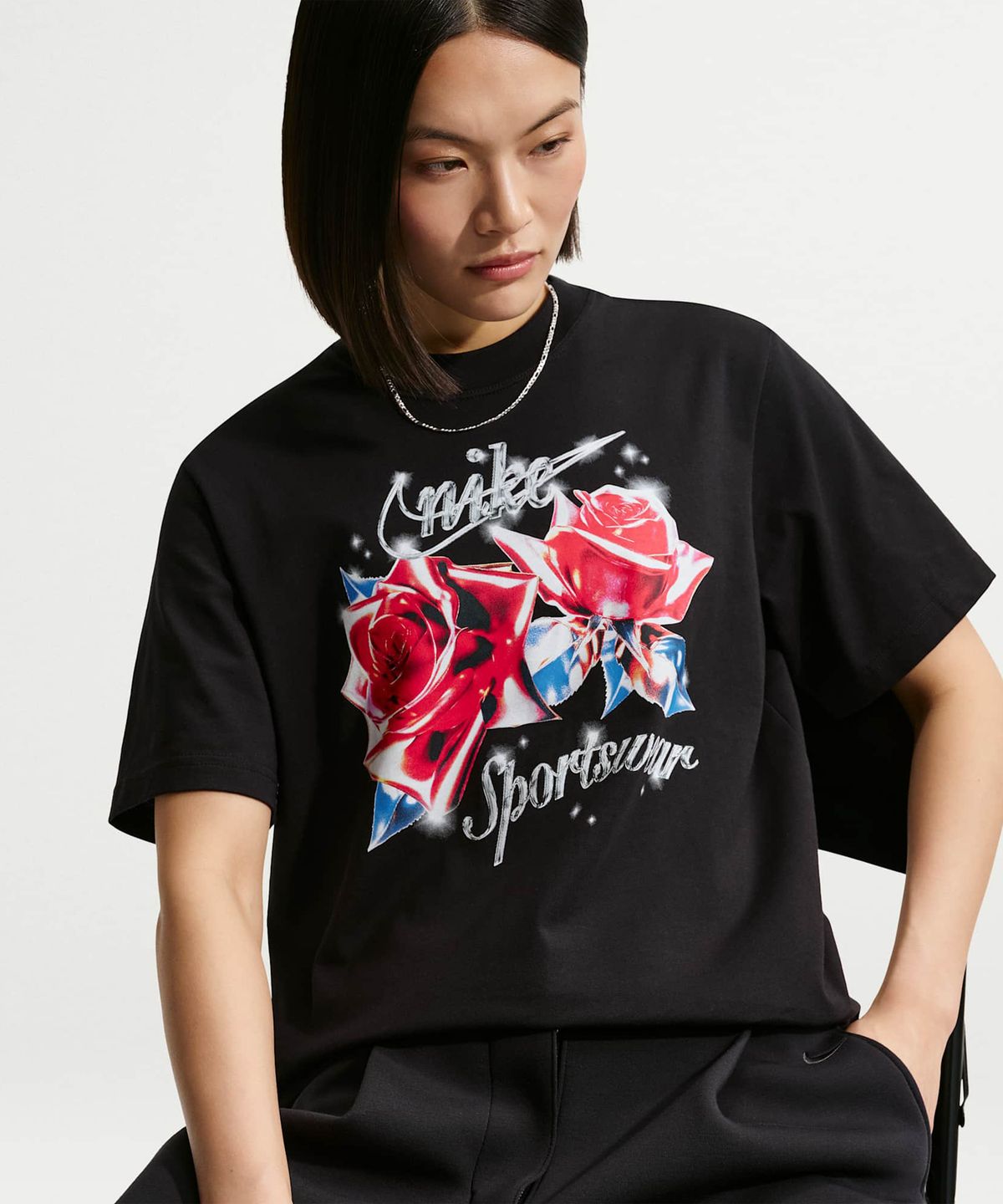 나이키(NIKE) 스포츠웨어 루즈 핏 티셔츠 W - 블랙 / IR7823-010