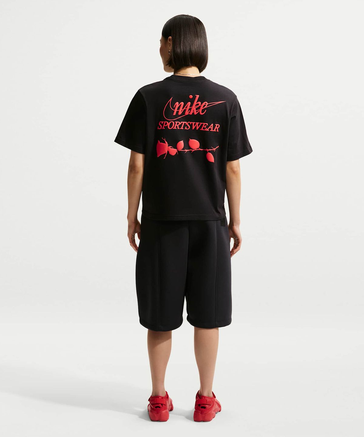 나이키(NIKE) 스포츠웨어 루즈 핏 티셔츠 W - 블랙 / IR7823-010