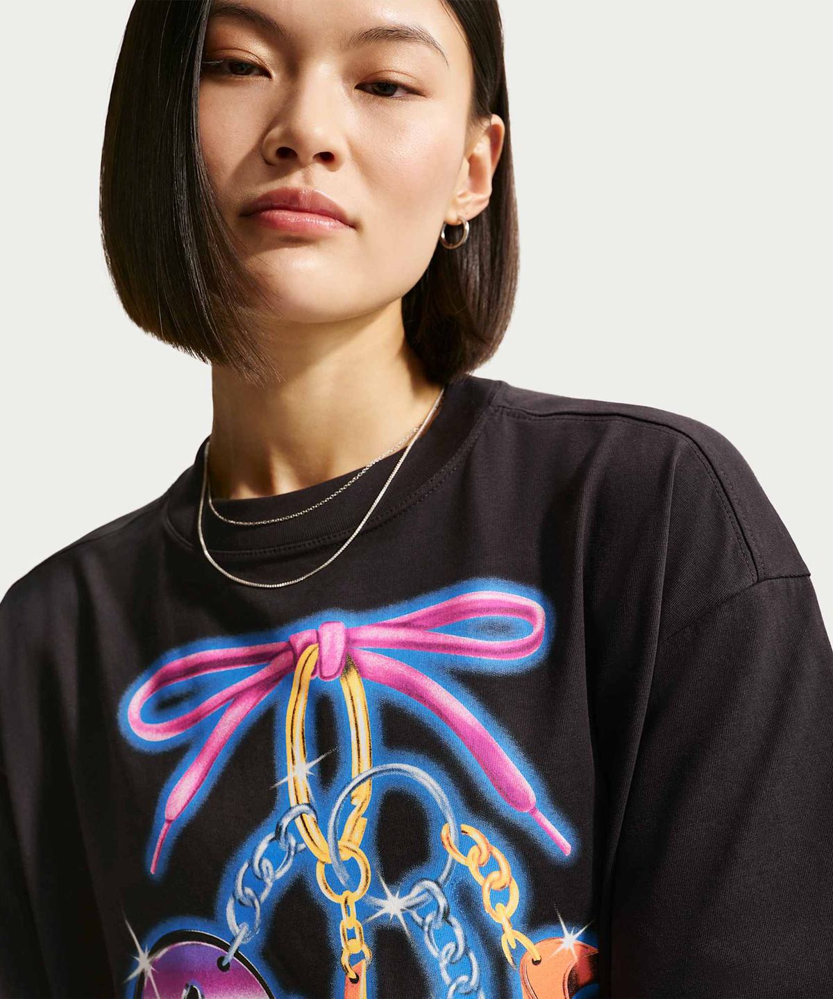 나이키(NIKE) 스포츠웨어 클래식 오버사이즈 티셔츠 W - 블랙 / IR7849-010