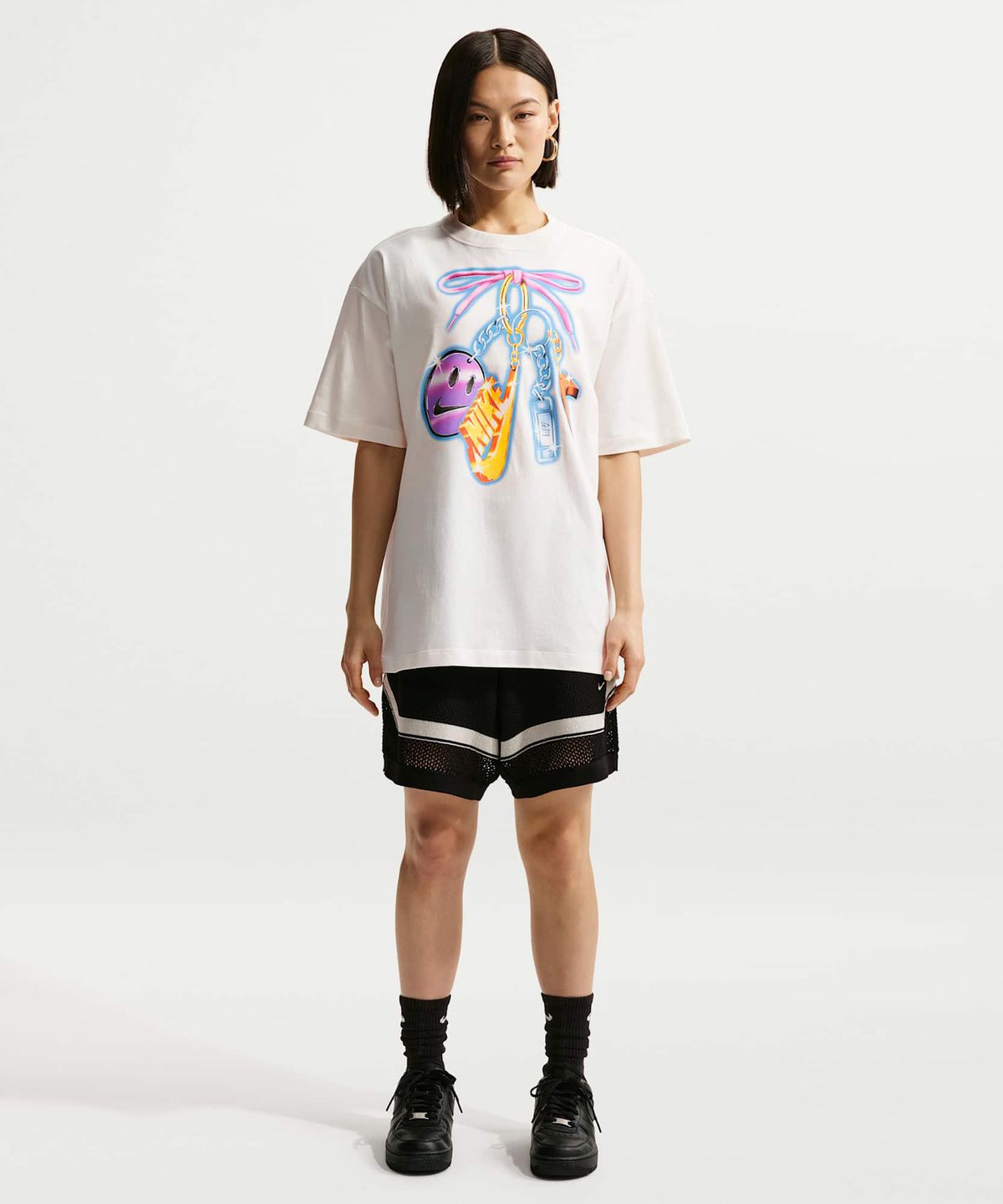 나이키(NIKE) 스포츠웨어 클래식 오버사이즈 티셔츠 W - 세일 / IR7849-133
