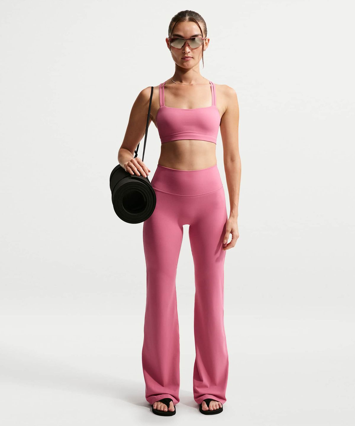 나이키(NIKE) 젠비 스트래피 라이트 서포트 패드 스포츠 브라 W - 피어니:화이트 / IB9848-641
