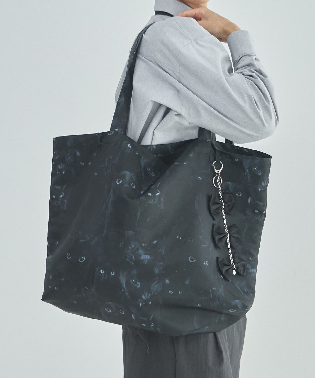 무아르모아(MOIREMOA) Midnight Feline Big Bag-Black