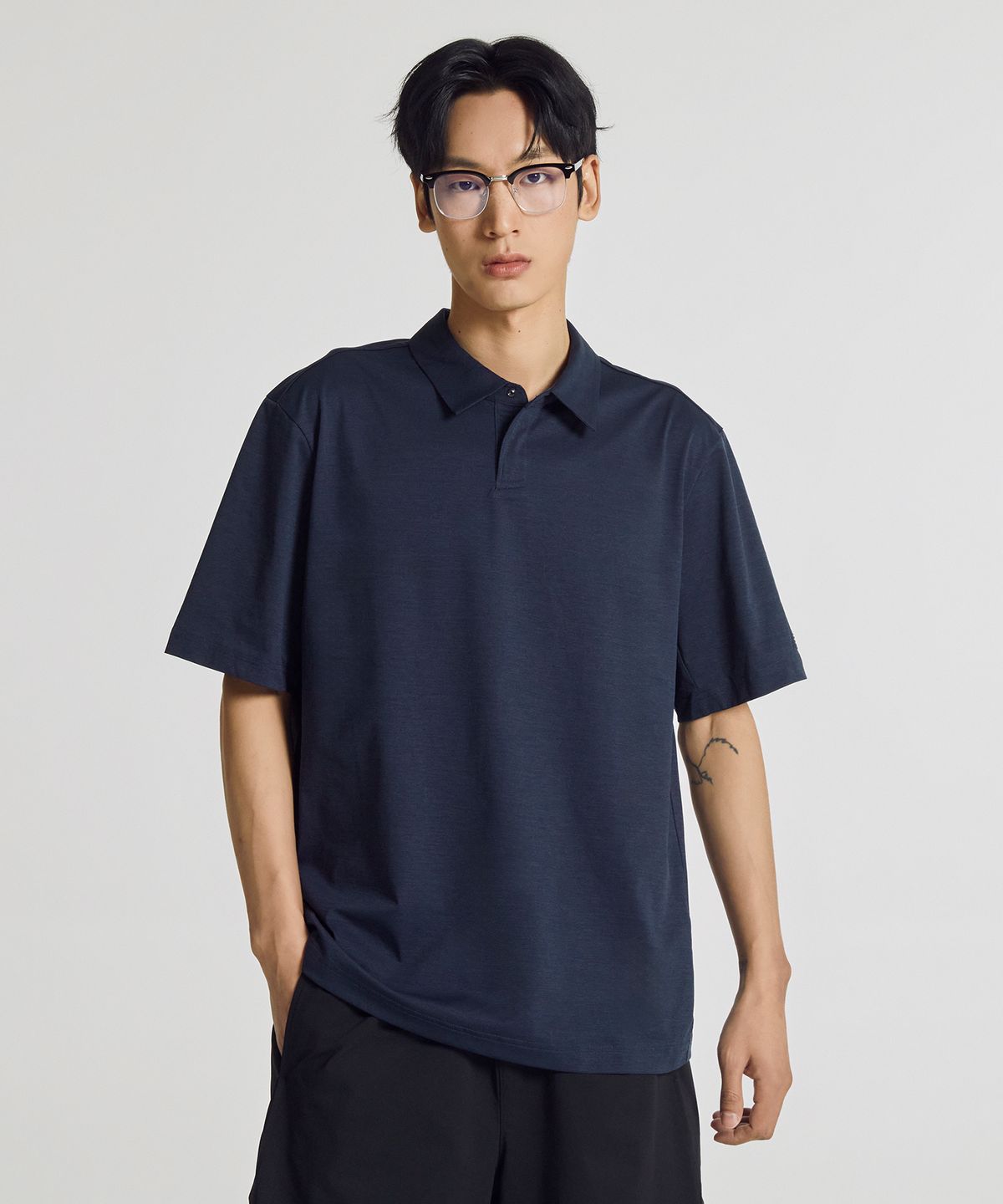 뉴발란스(NEW BALANCE) NBNFG31603 / UNI FROZEN ESSENTIAL 카라티 (NAVY)
