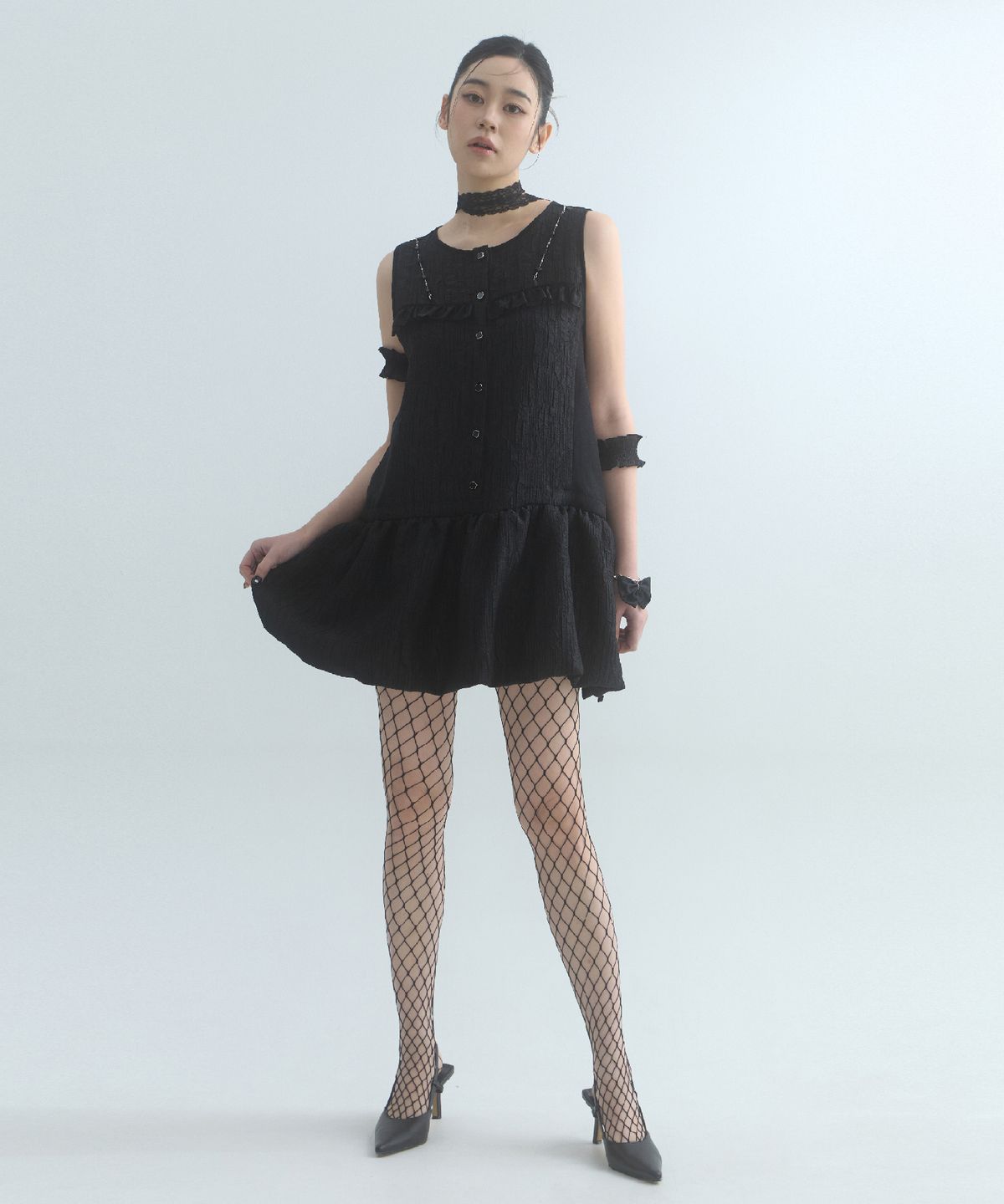 무아르모아(MOIREMOA) Veil Shirring Volume Dress-Black