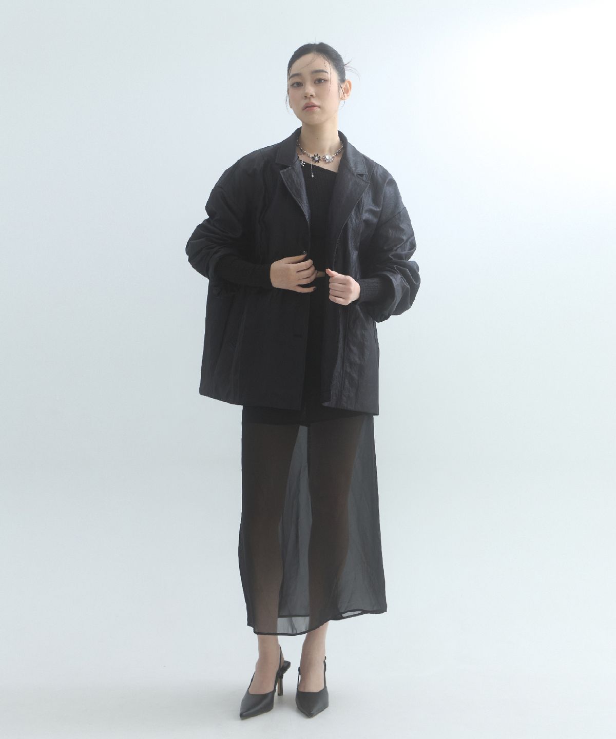 무아르모아(MOIREMOA) Lustre Fold-Back Jacket-Black