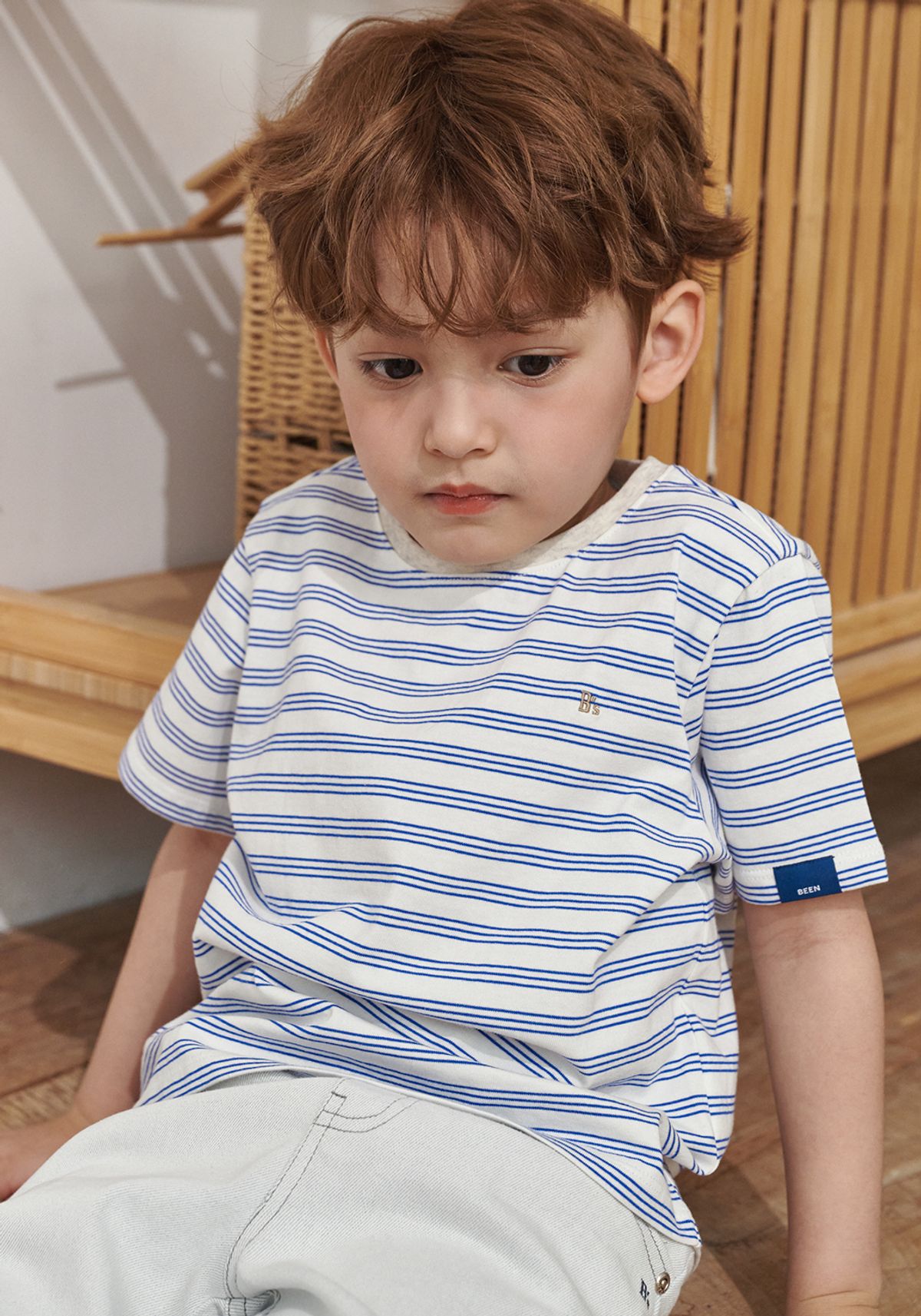 빈(BEEN) BA21TS06WT 블루 스트라이프 보트넥 티셔츠