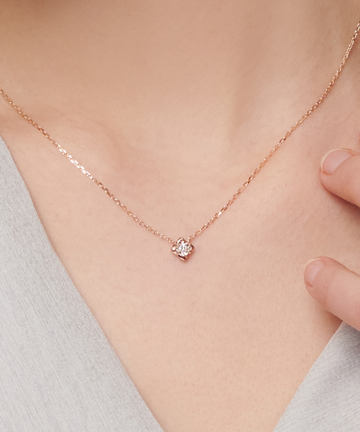 러비앤비(LOVEENB) [14K gold] 로제 랩다이아몬드 목걸이