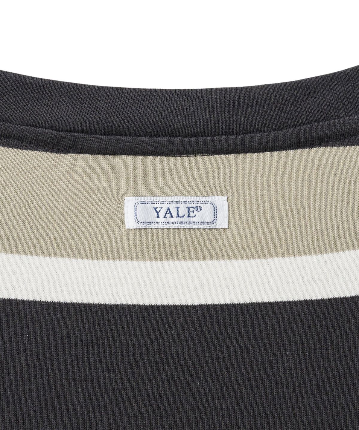 예일(YALE) 볼드 스트라이프 티셔츠_차콜