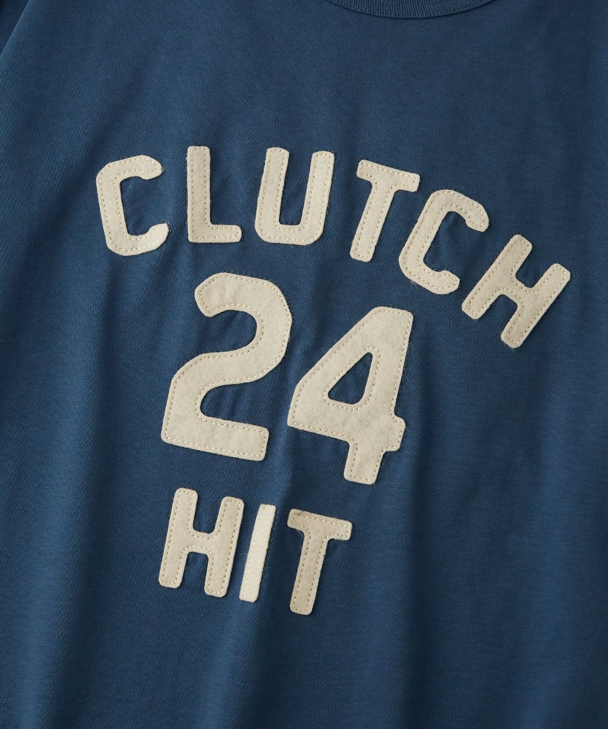 아웃스탠딩(OUTSTANDING) V.S.C SERIES TEE(CLUTCH HIT)_D.BLUE