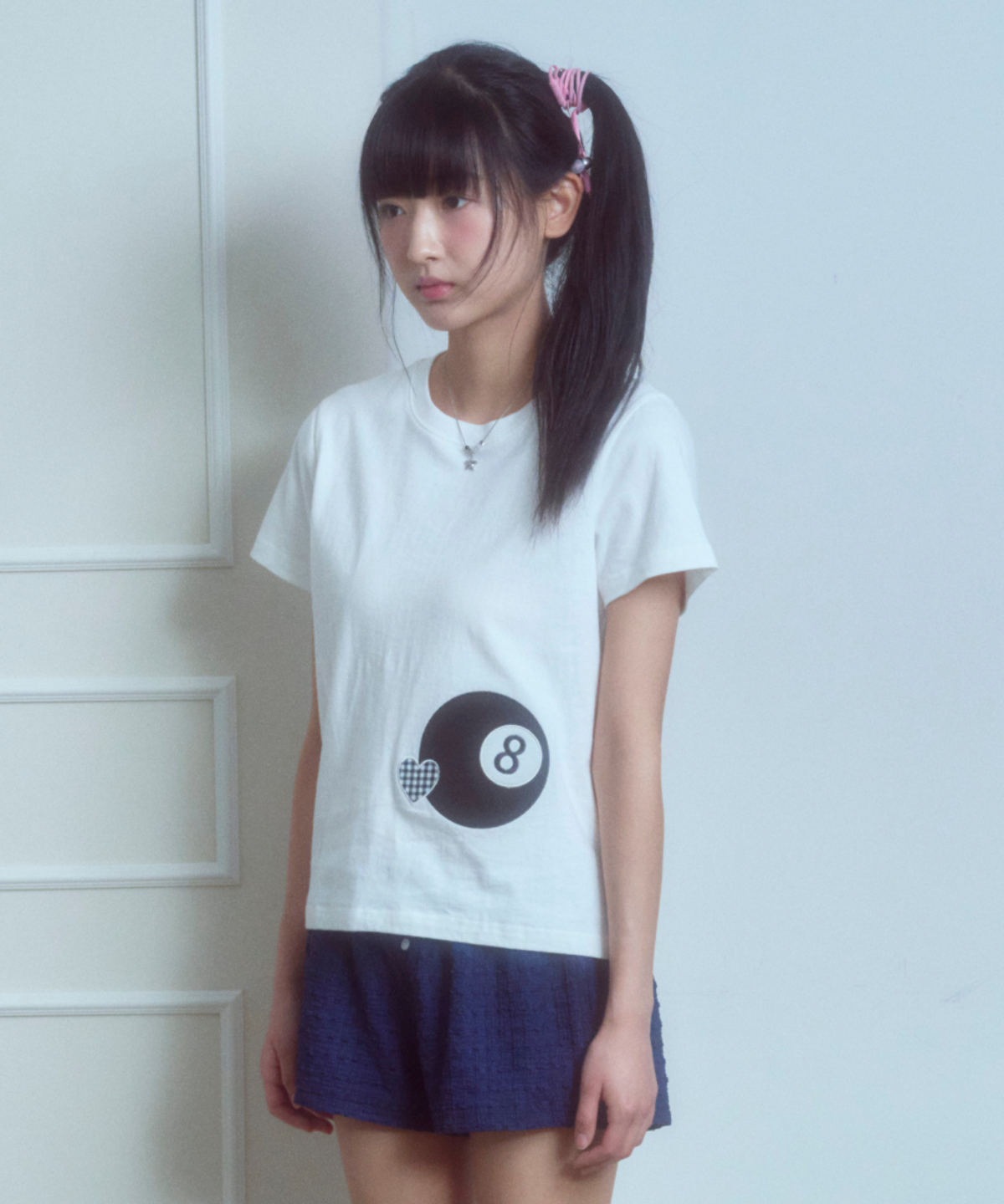 로긴 앤 로지(ROGIN N ROSIE) 8-Ball Check Heart Point T-shirt White