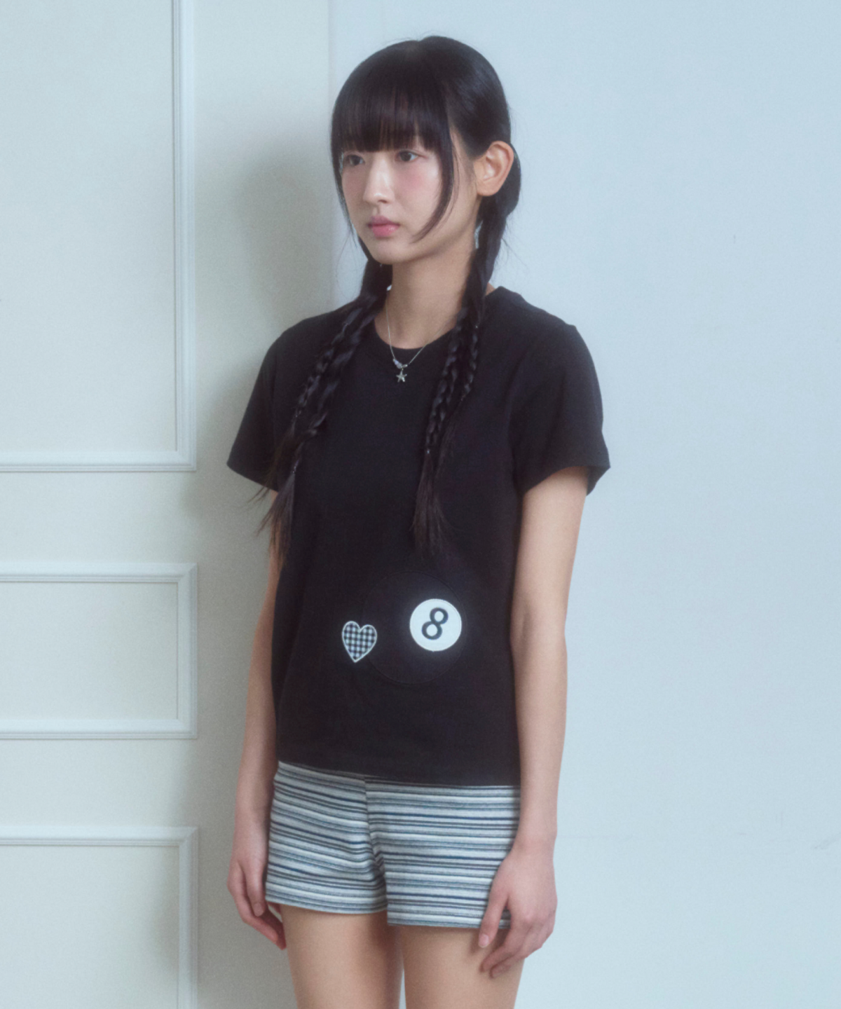로긴 앤 로지(ROGIN N ROSIE) 8-Ball Check Heart Point T-shirt Black