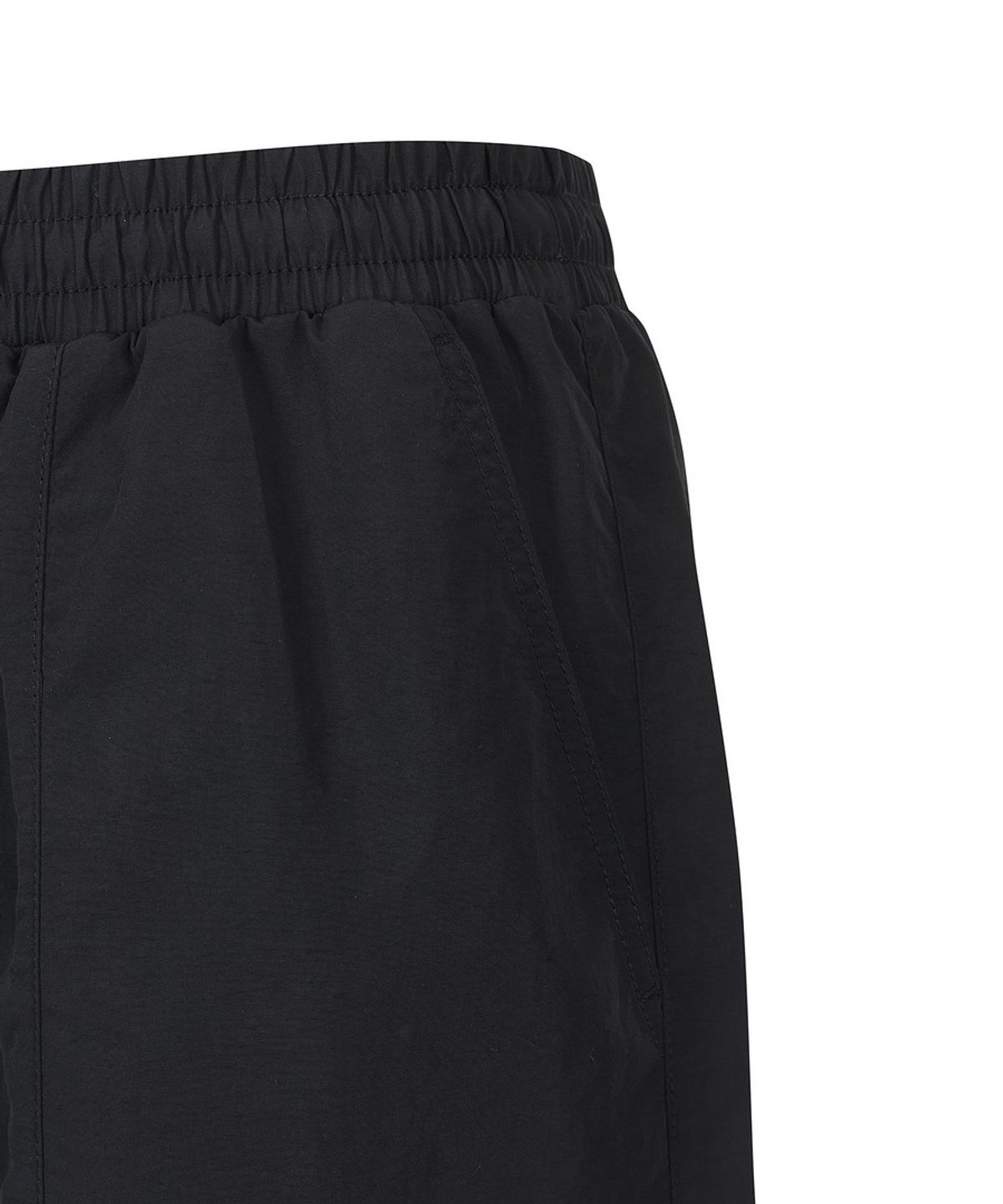 디스커버리 익스페디션(DISCOVERY EXPEDITION) 여성 에센셜 타슬란 보드숏 (BLACK)