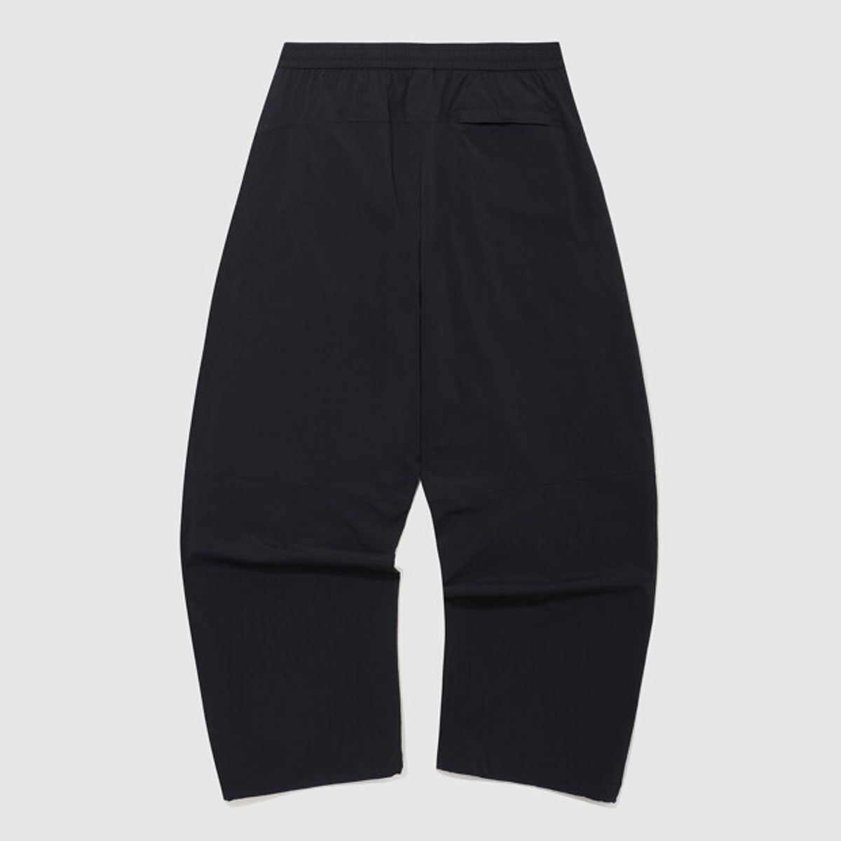 엄브로(UMBRO) 파라슈트 핀턱 2WAY 와이드 팬츠 블랙 UR223CPT51