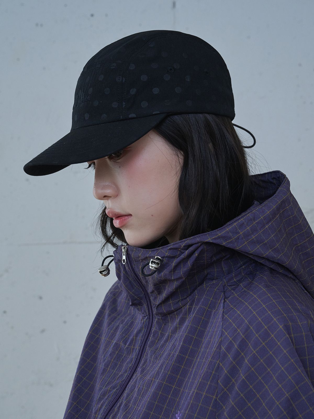 올인컴플리트(ALLINCOMPLETE) 플리커 도트 캠프 캡 (블랙)