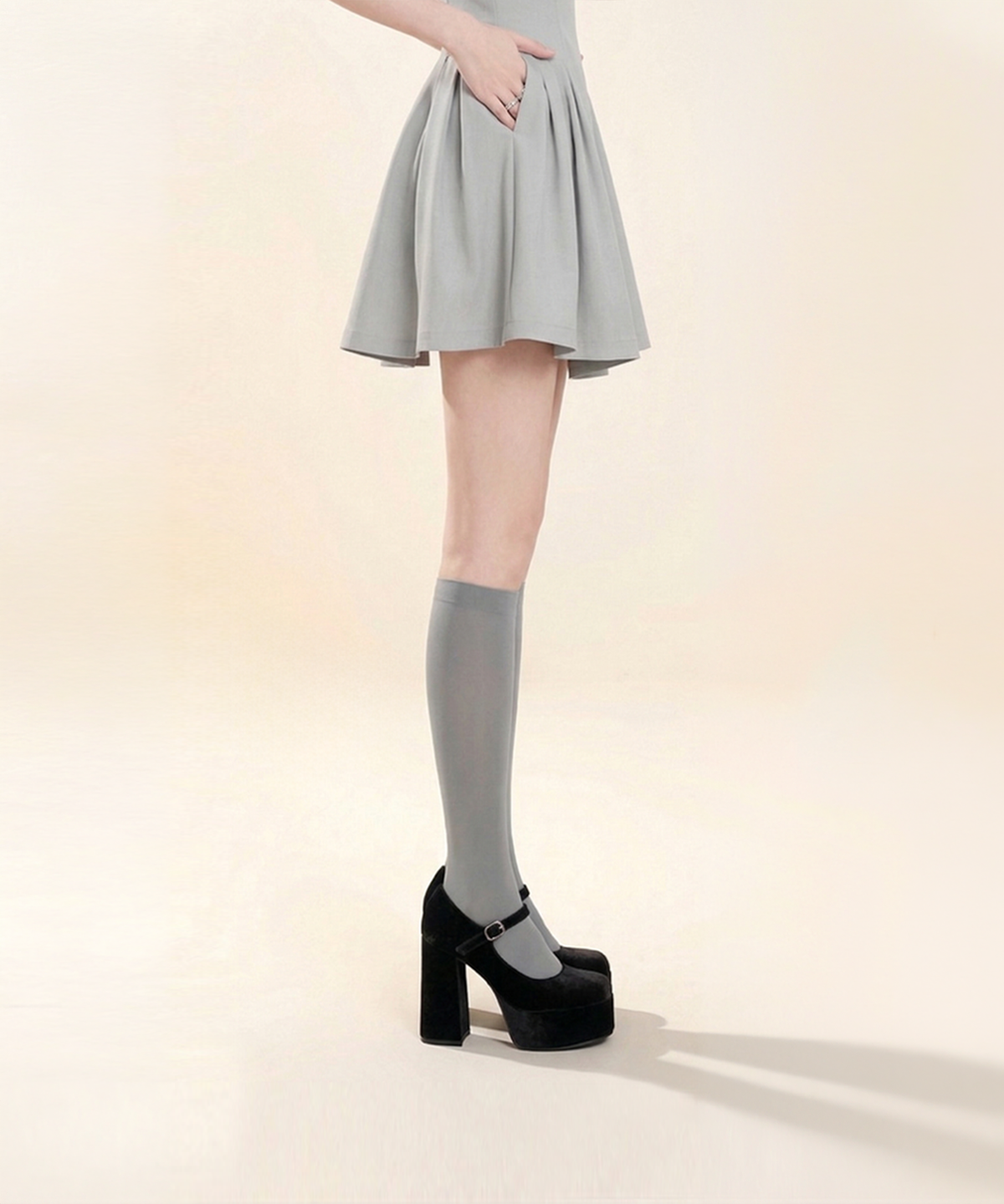 로맨틱타이거(ROMANTIC TIGER) Basic Knee Color Tights (grey)