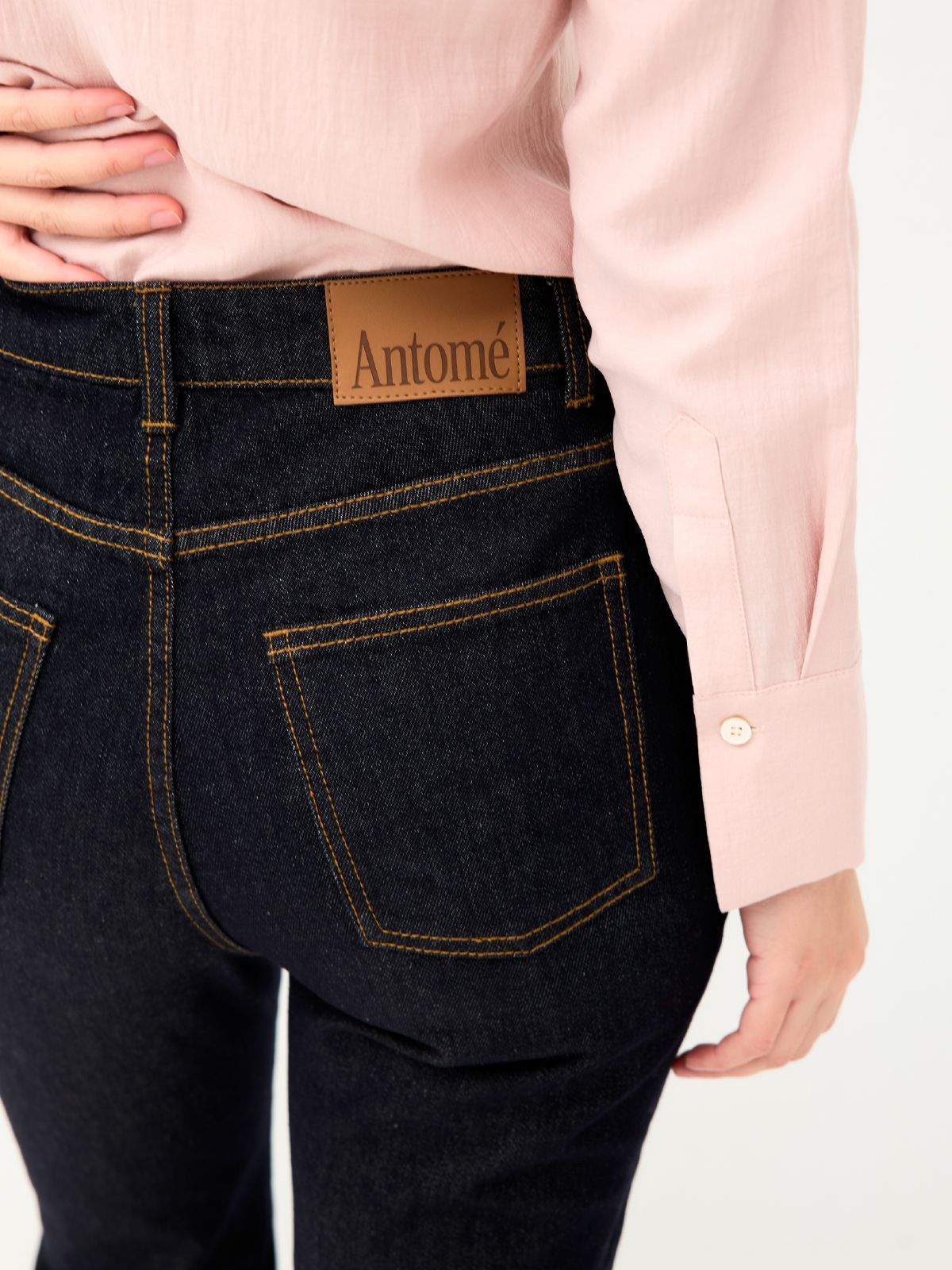 안토메(ANTOME) 리스 부츠 컷 데님 (논-페이드 인디고)