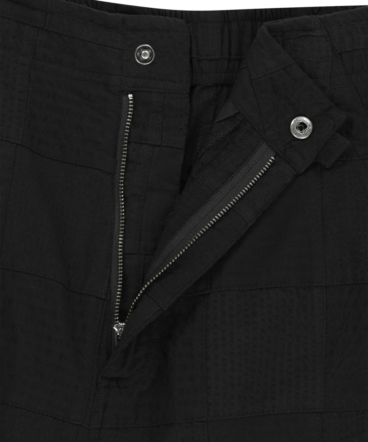 썬러브투어(SUNLOVETOUR) Seersucker Patchwork Cargo Shorts Black