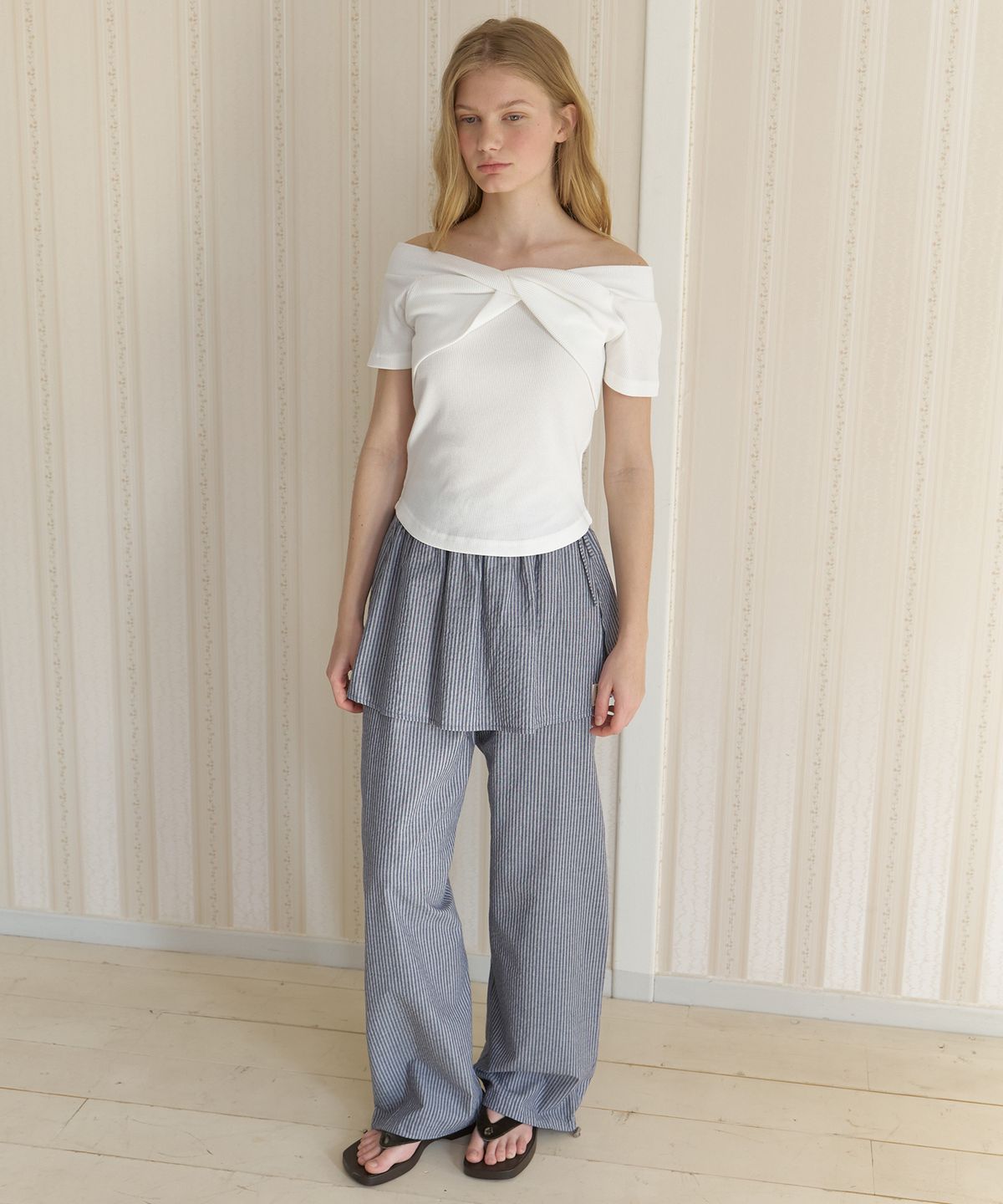 어몽(AMONG) A SKIRT LAYERED STRING PANTS_NAVY