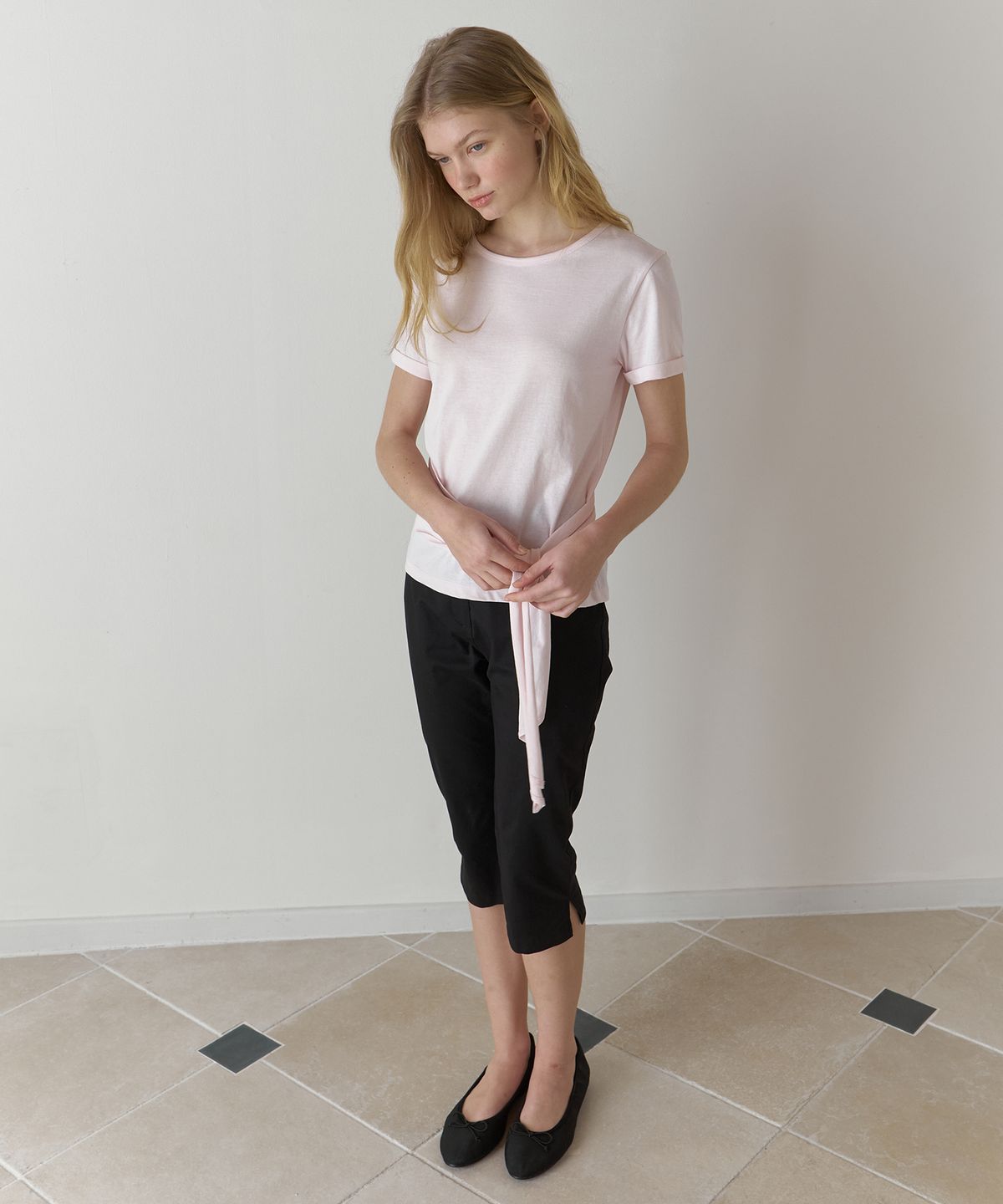 어몽(AMONG) A WAIST TIE T-SHIRT_PINK