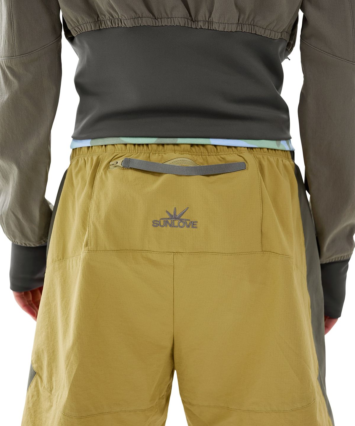썬러브투어(SUNLOVETOUR) Motion Shorts Yellow